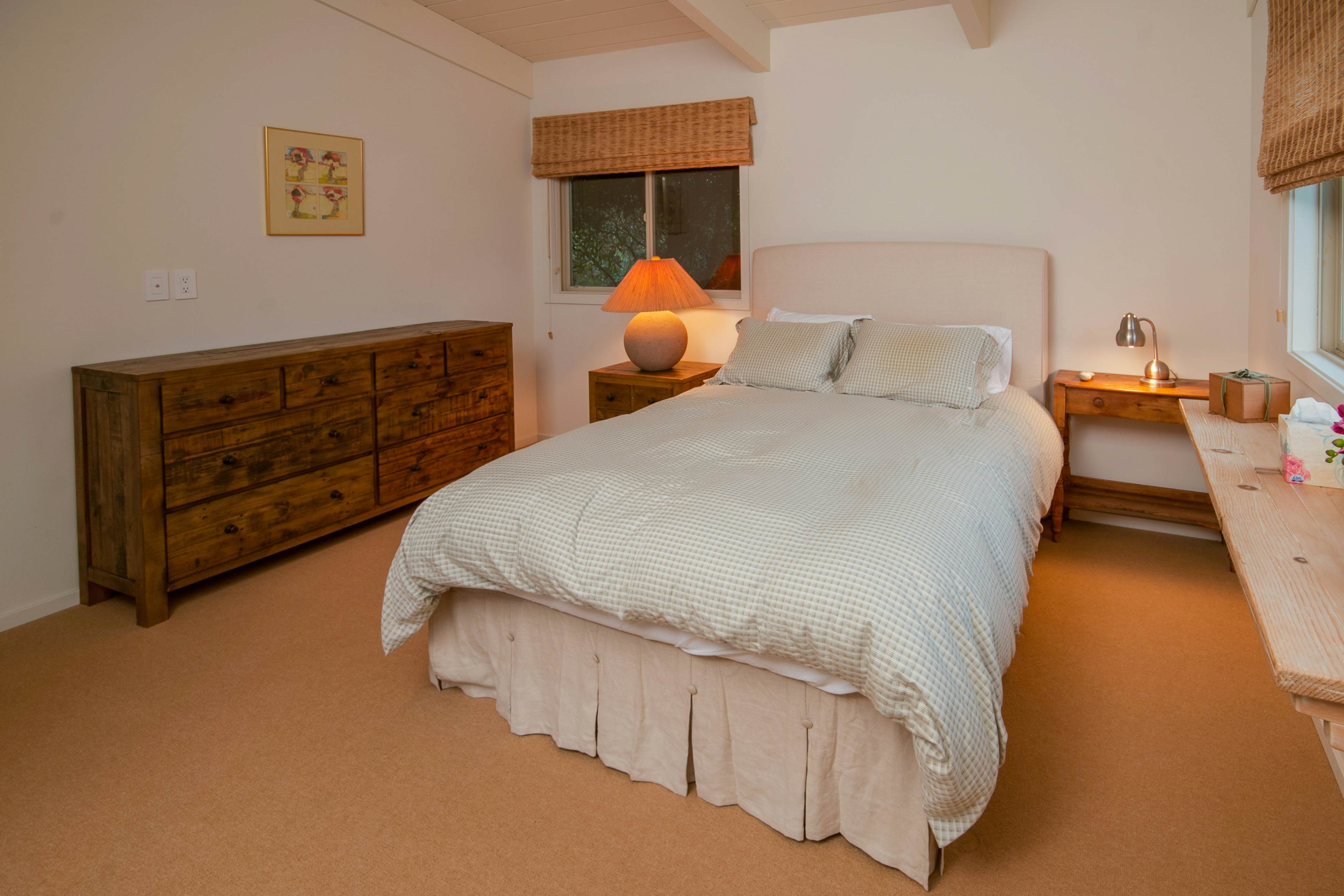 Coastal Bliss: Private Hot Tub, Ocean Views, Pets