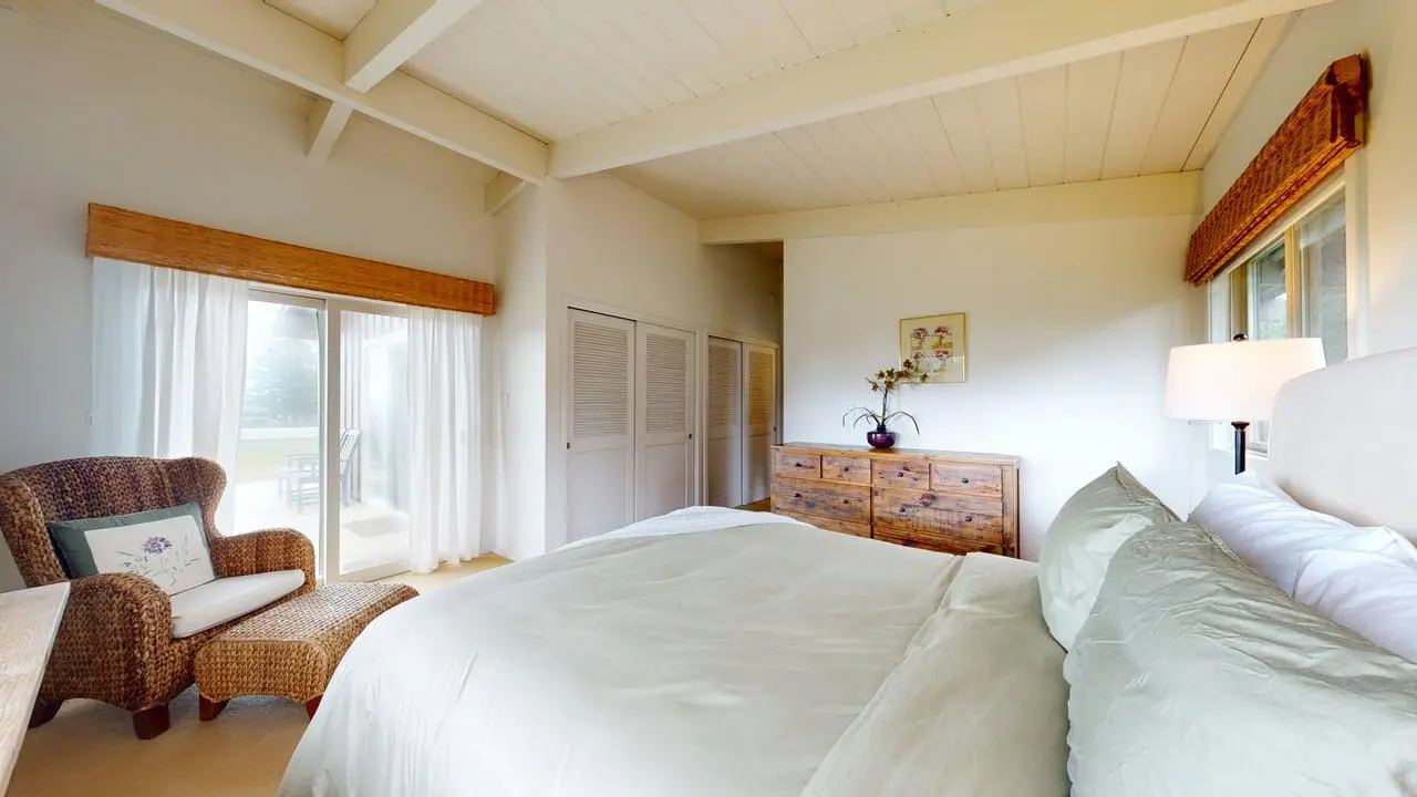 Coastal Bliss - Private Hot Tub, Ocean Views, Pets