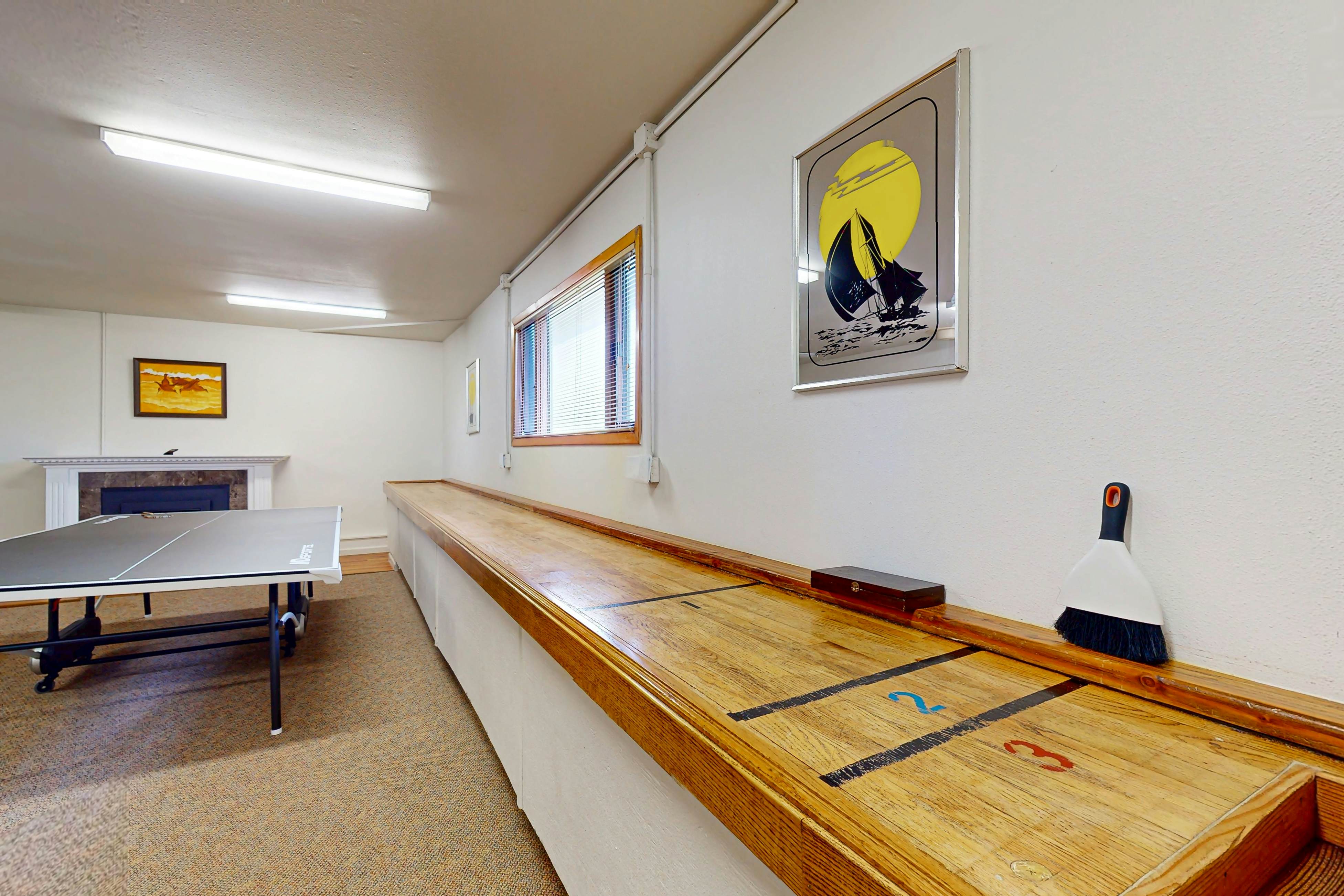 Large Luxury Home - Ocean View, Hot tub, Game Room