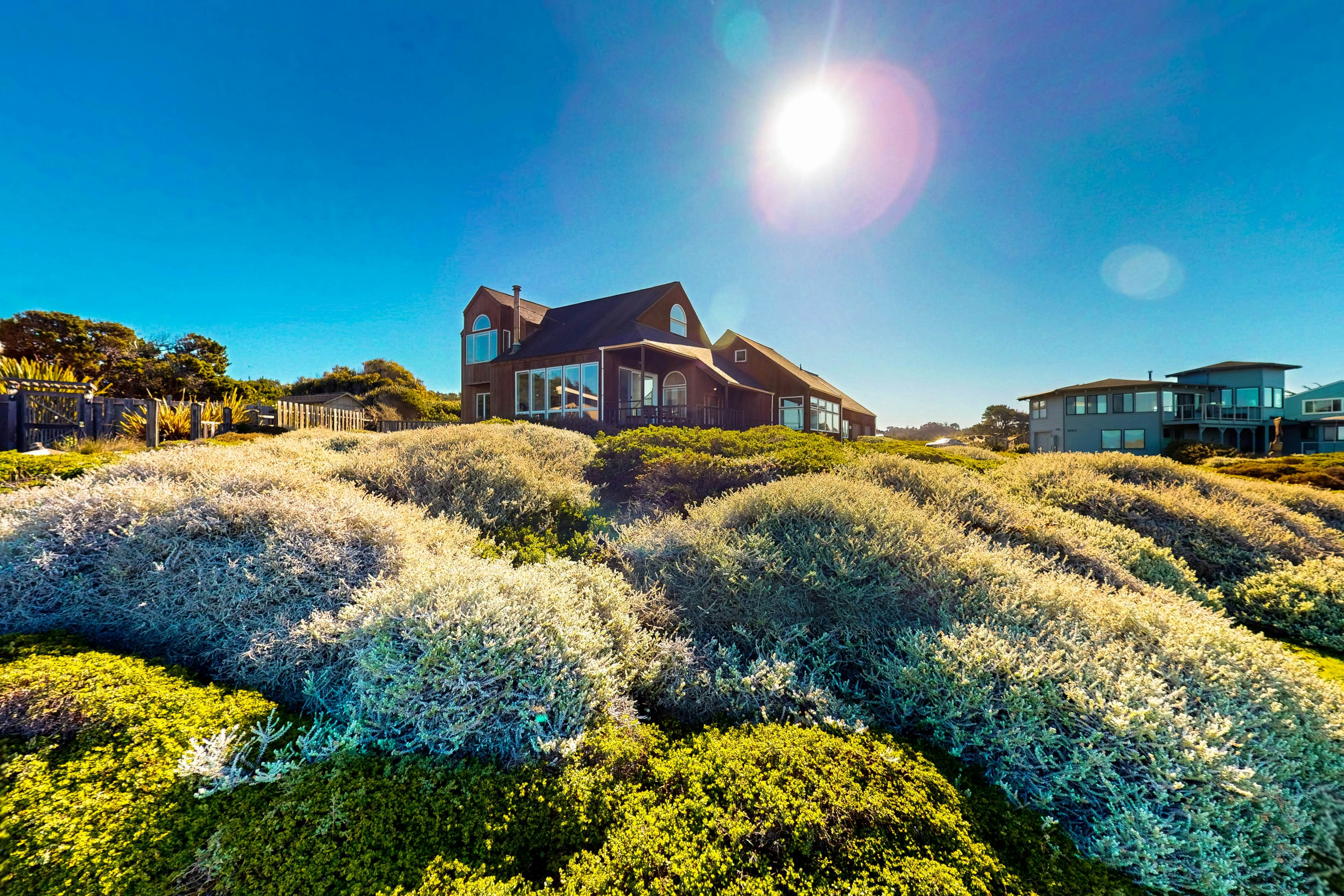Gorgeous Waterfront home with easy Beach Access