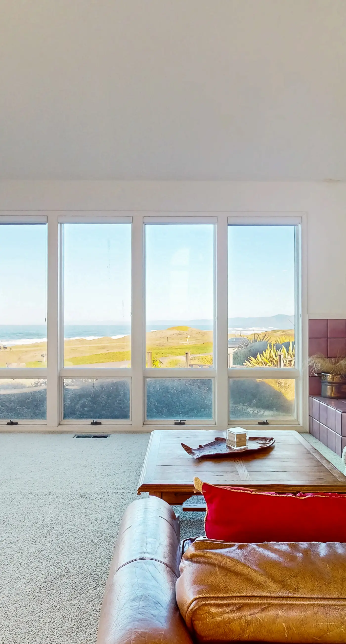 Gorgeous Waterfront home with easy Beach Access