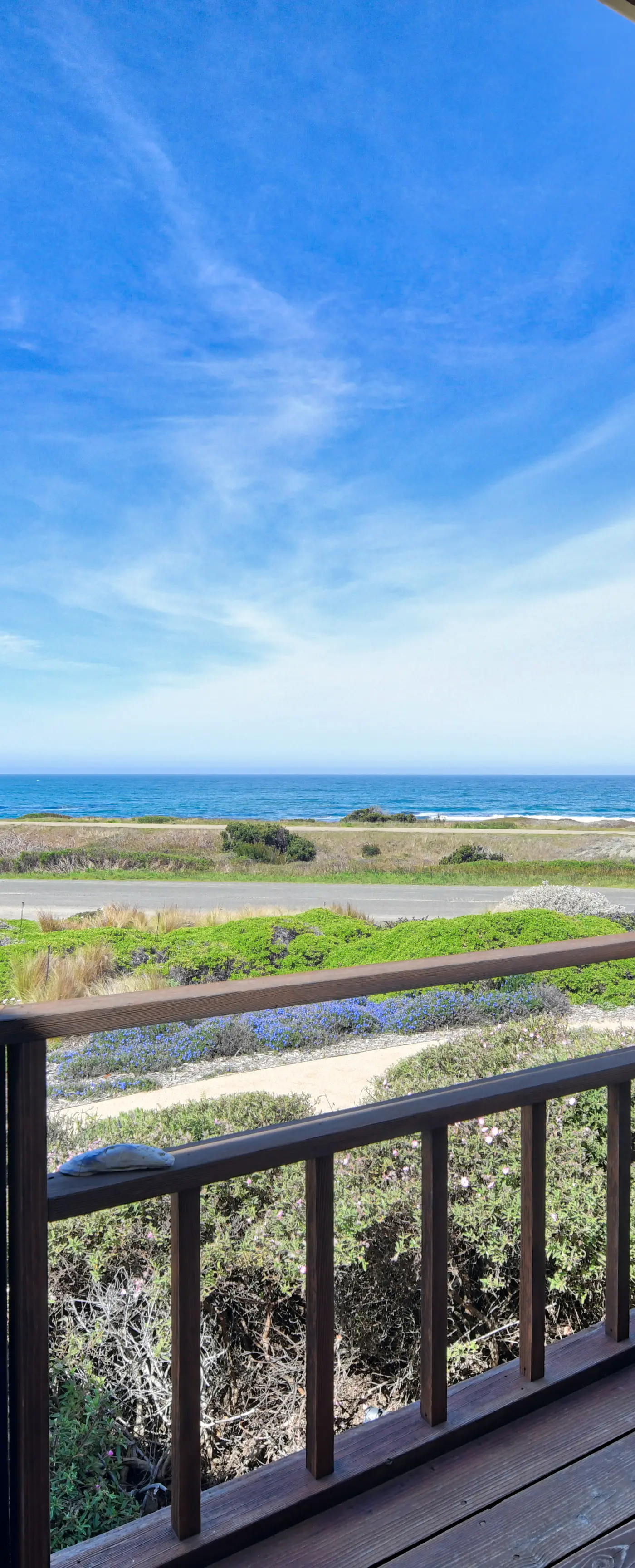 Gorgeous Waterfront home with easy Beach Access