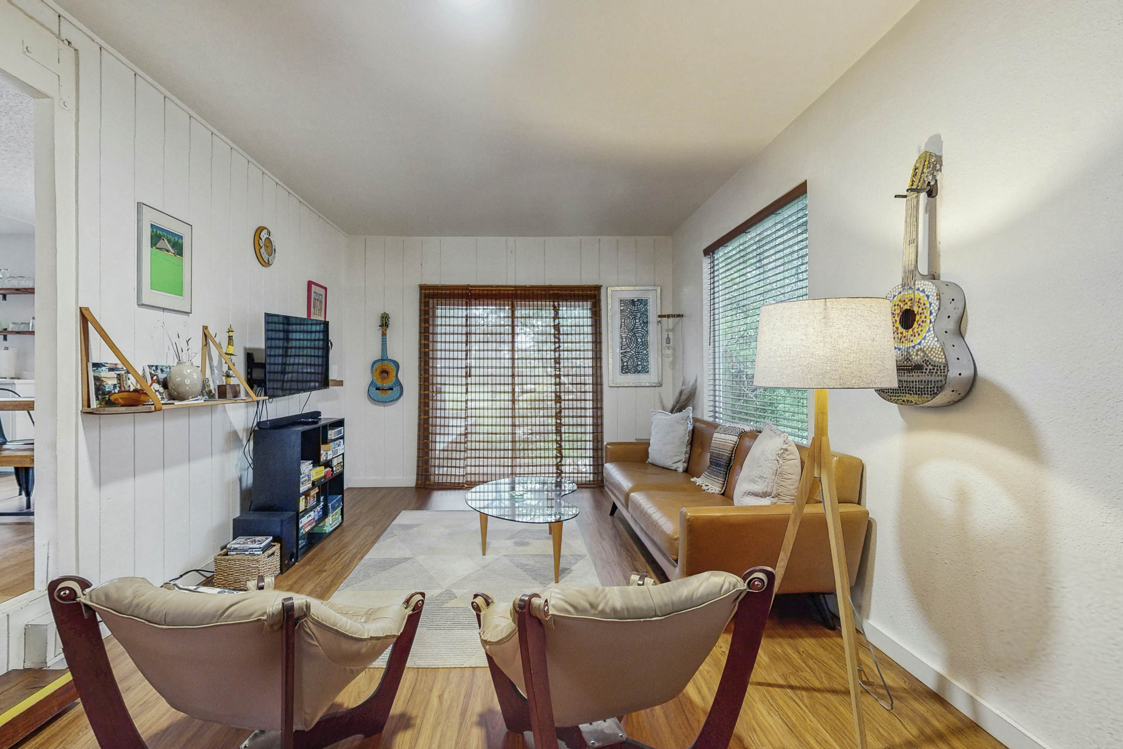 Charming Pet Friendly Cottage with Hot Tub