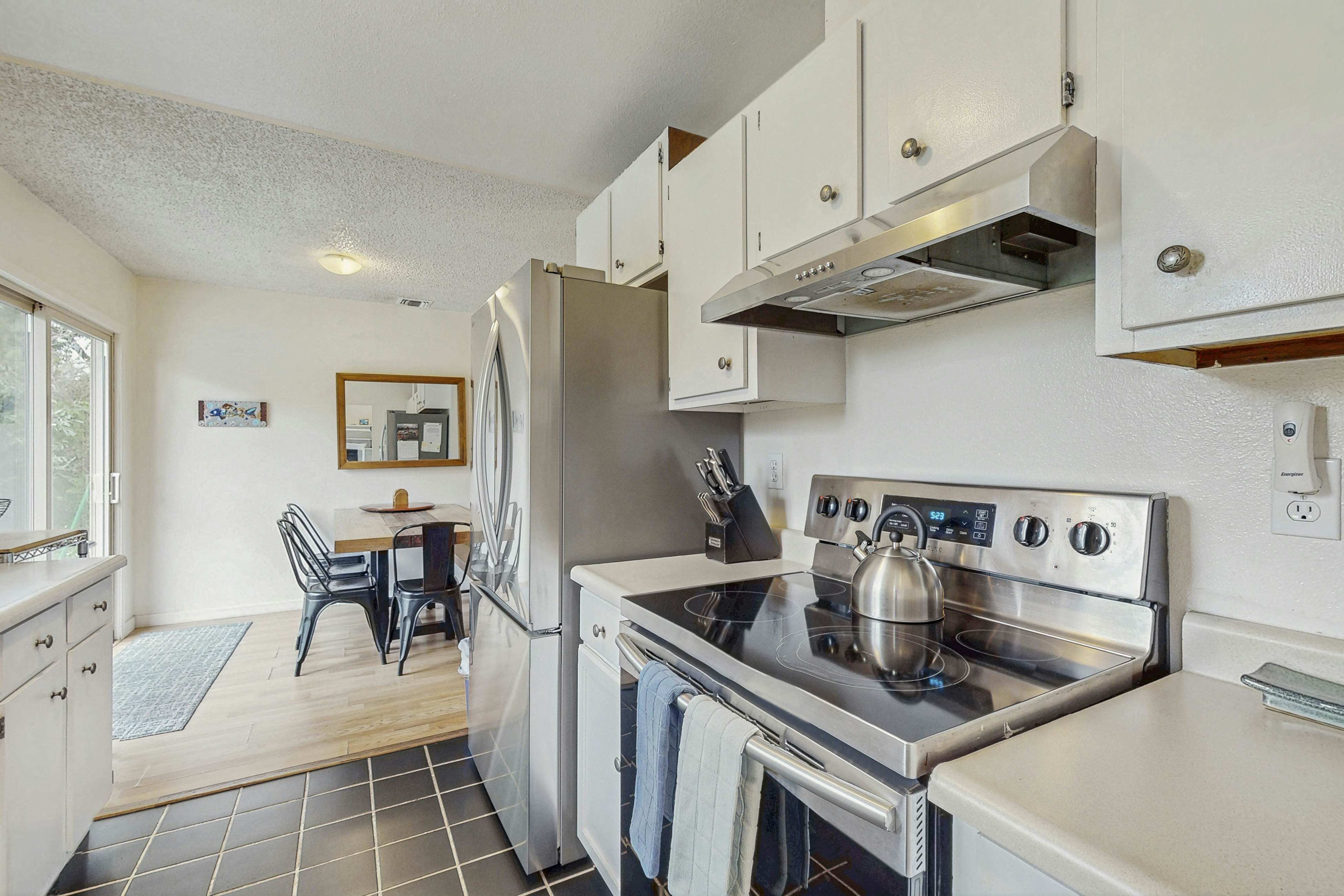 Charming Pet Friendly Cottage with Hot Tub