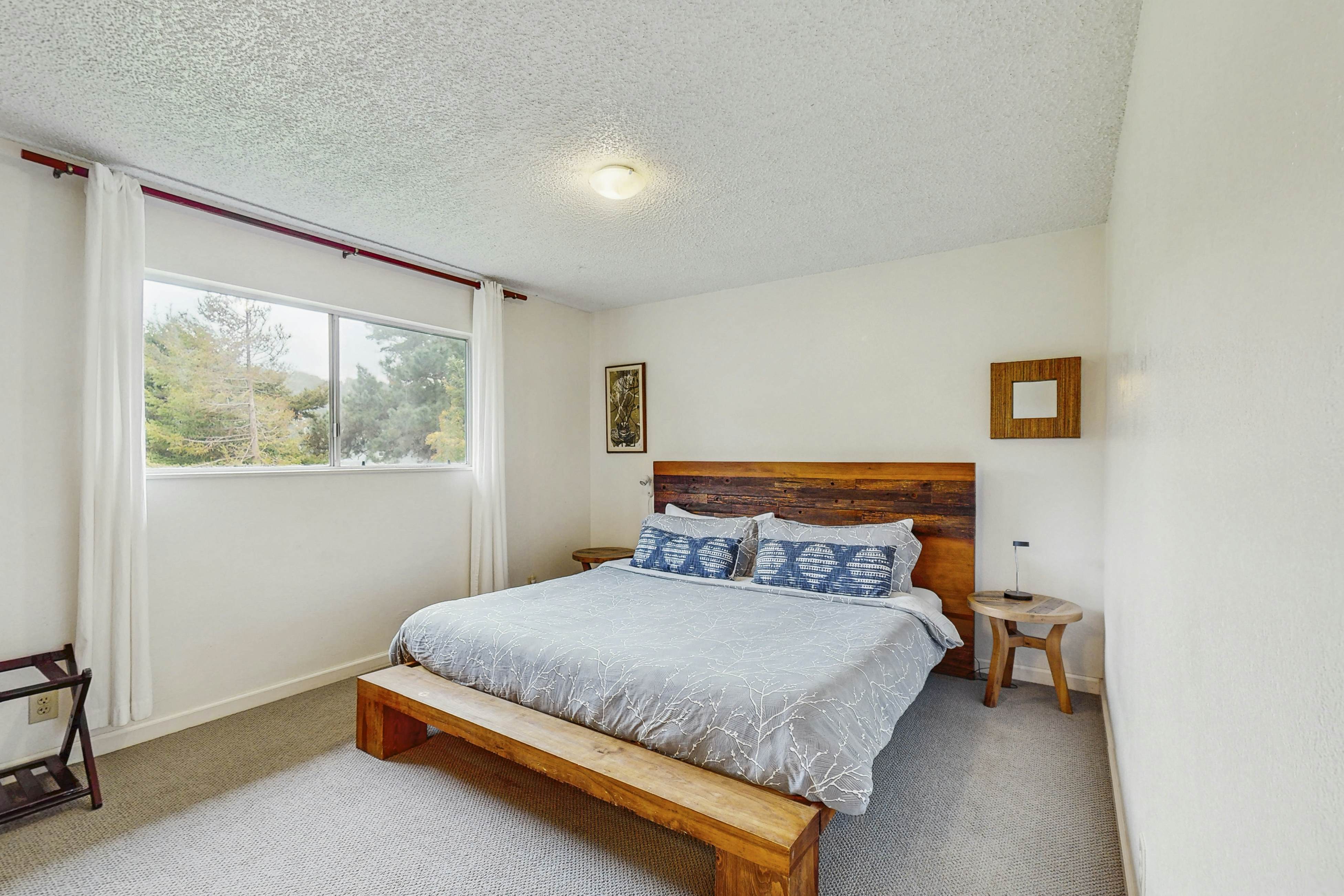 Charming Pet Friendly Cottage with Hot Tub