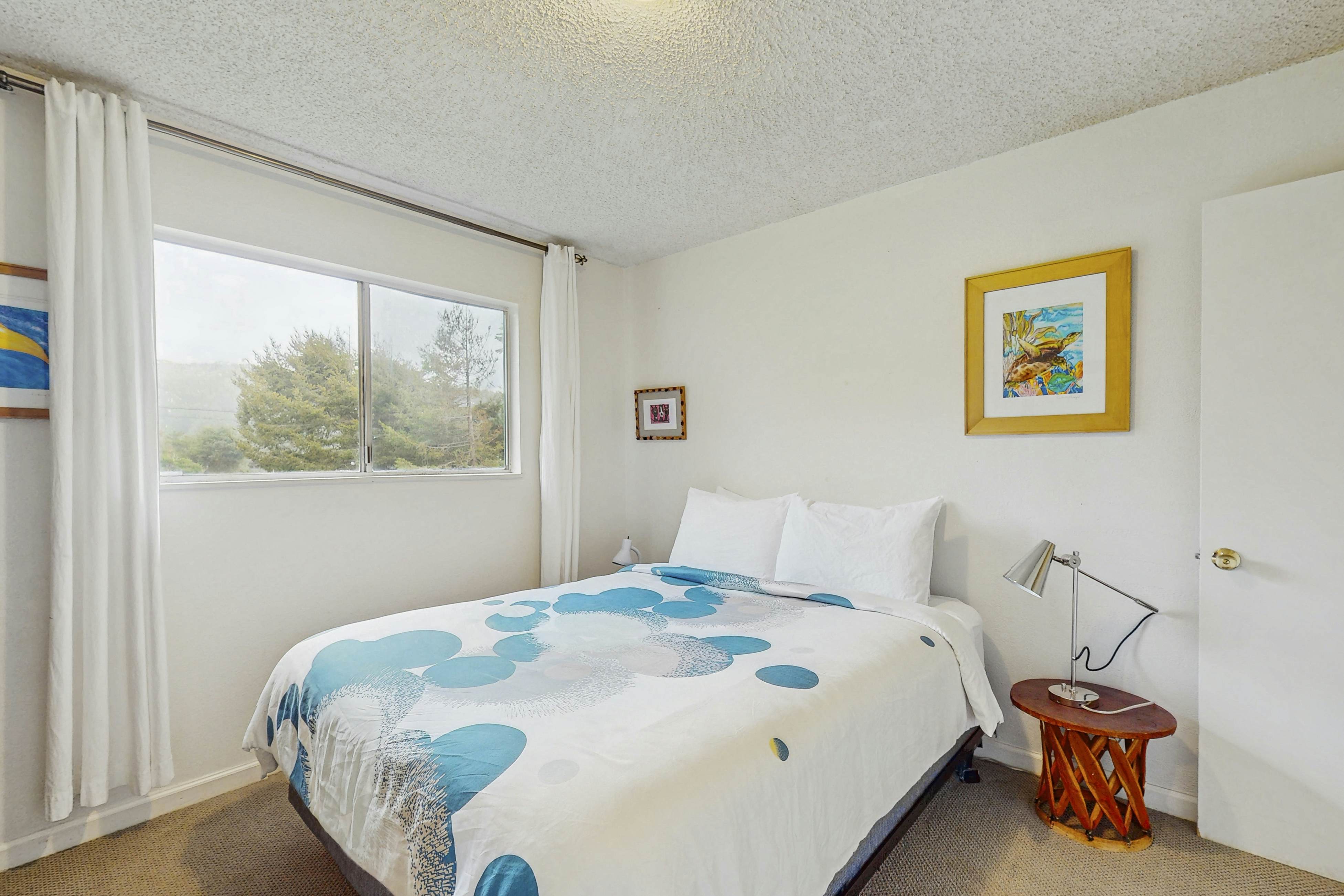 Charming Pet Friendly Cottage with Hot Tub