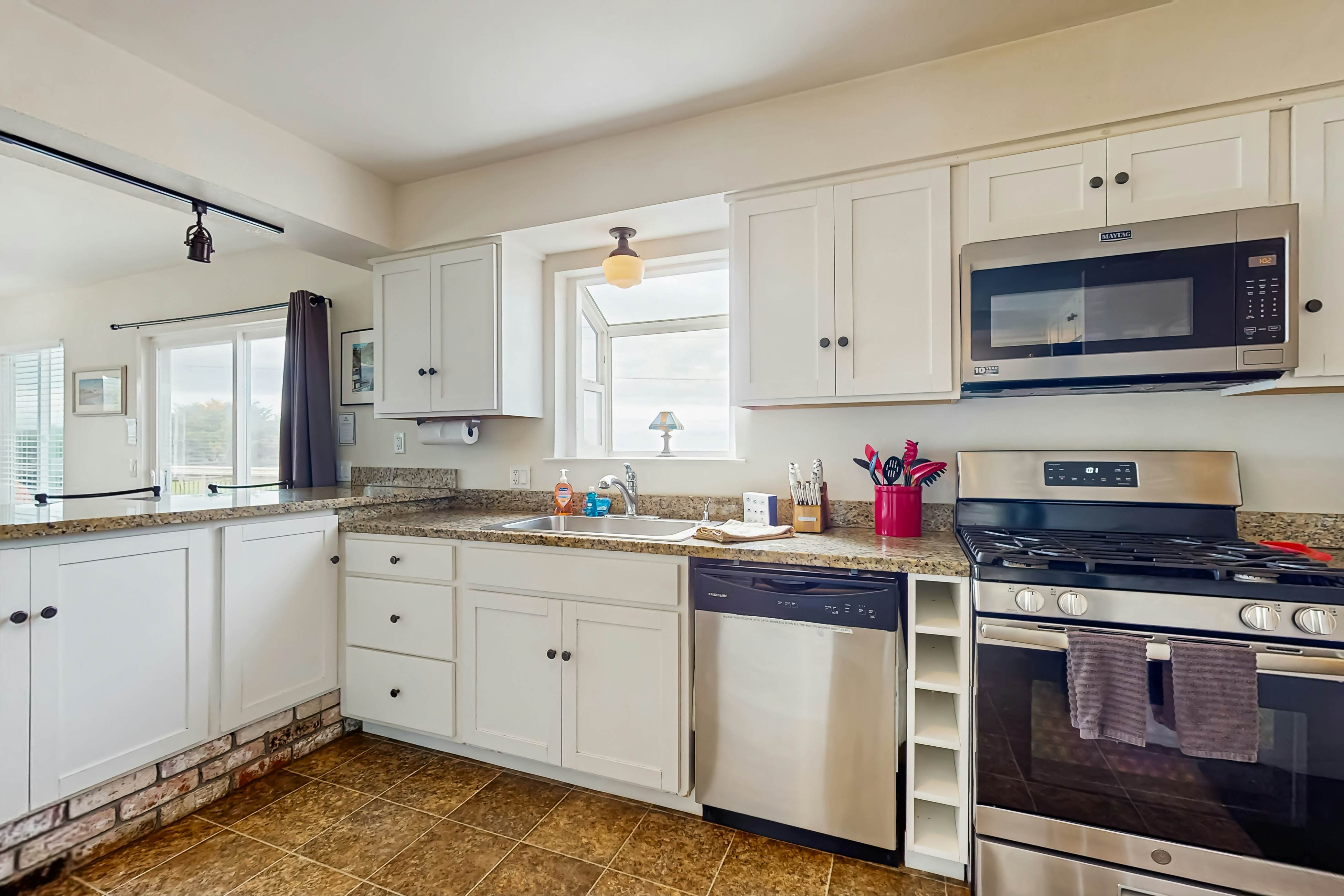 Dog Friendly Oceanfront Home with Hot Tub & Views