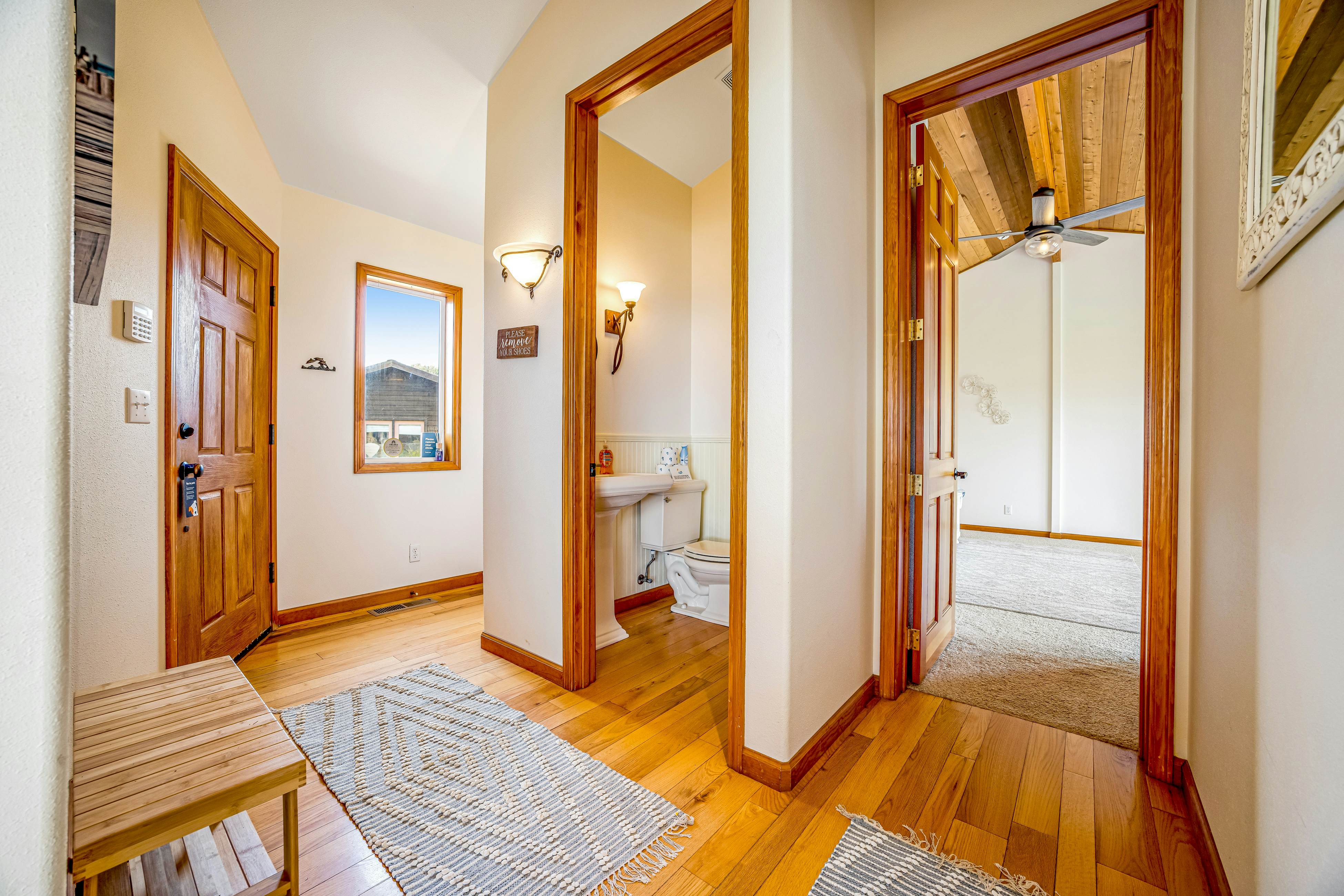 Fort Bragg Oceanfront Home - Hot Tub & Game Room