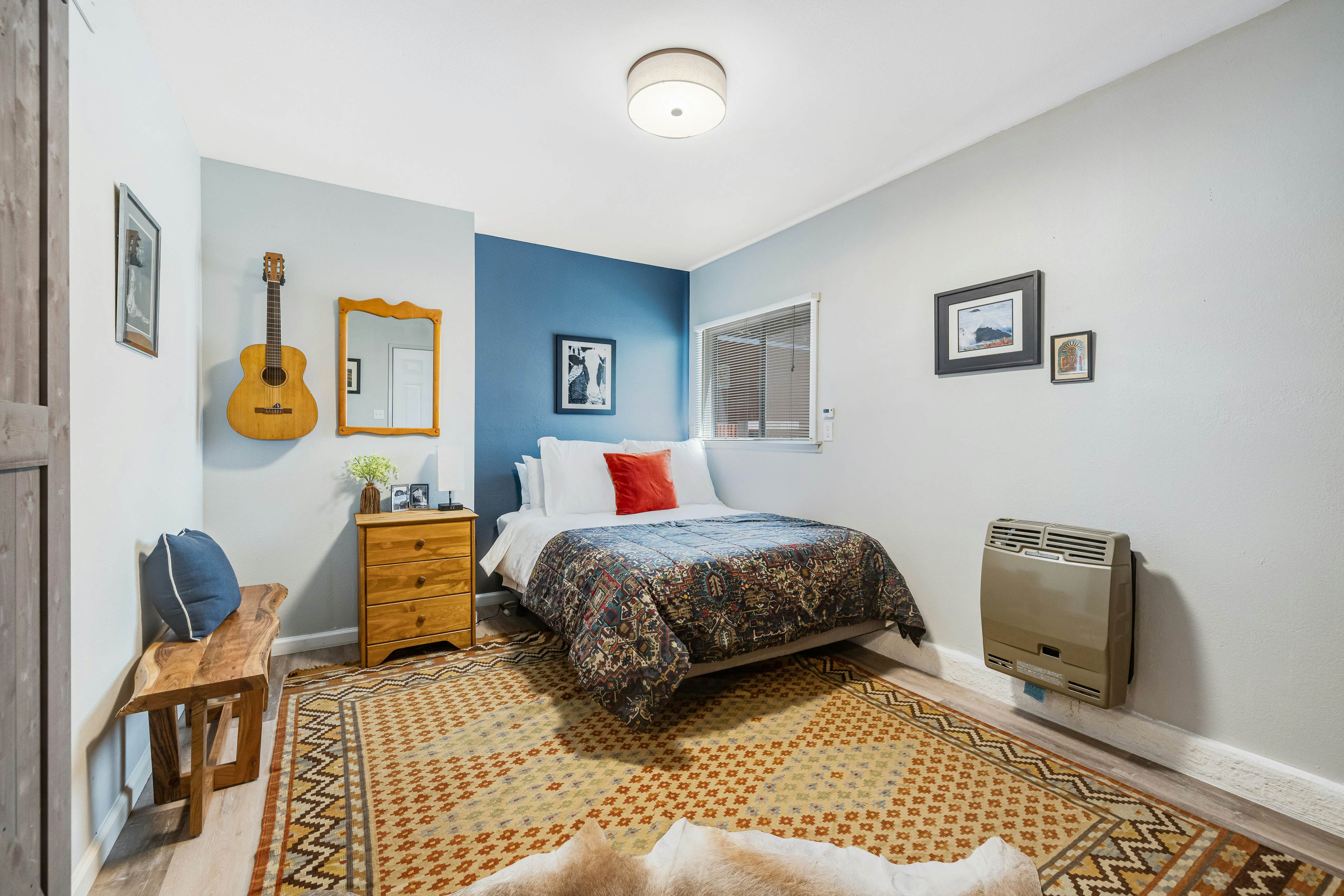 Family Getaway: Hot Tub, Fire Pit & Dog Friendly