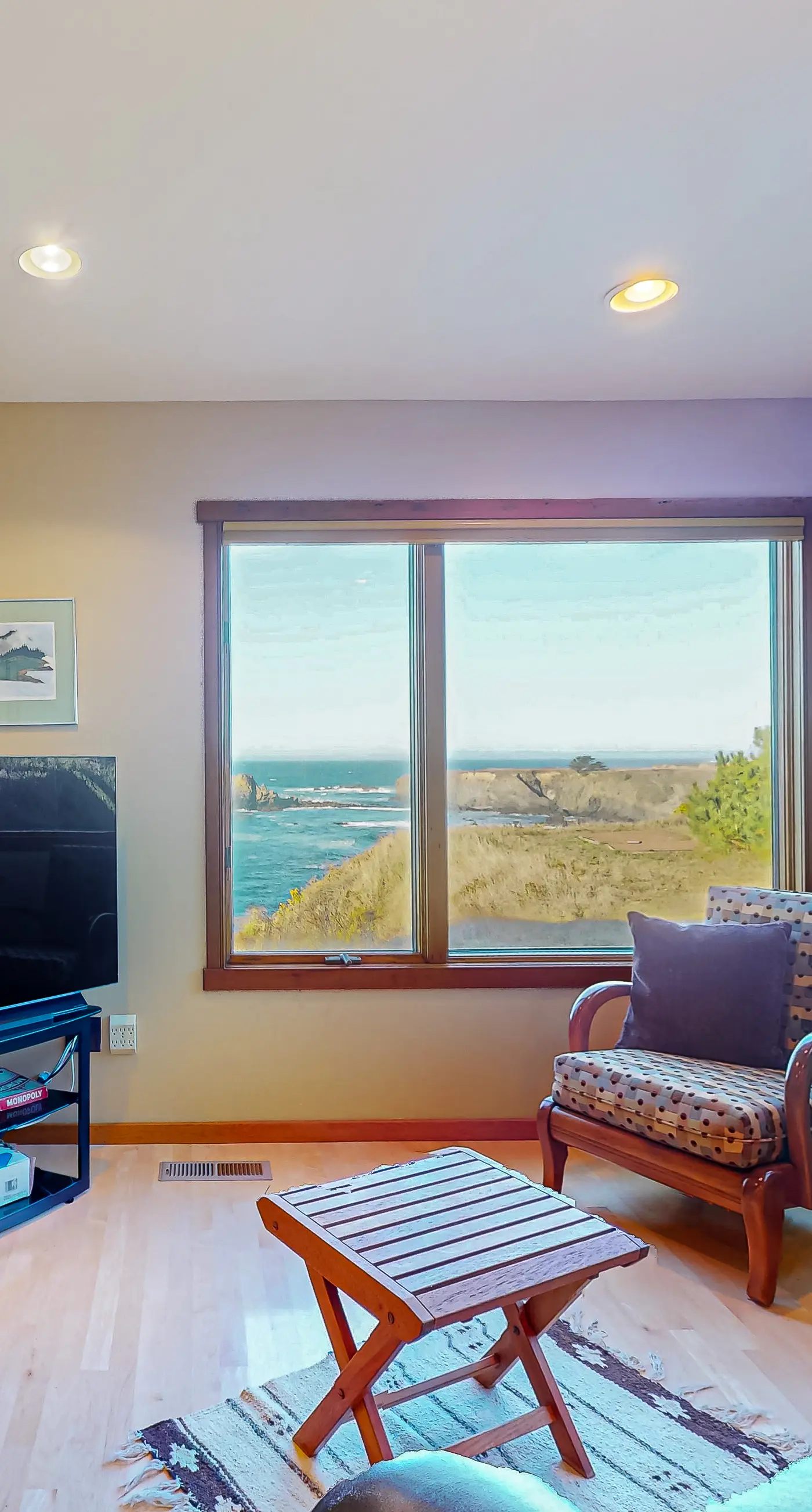 Oceanfront Retreat Close to Activities & the Beach
