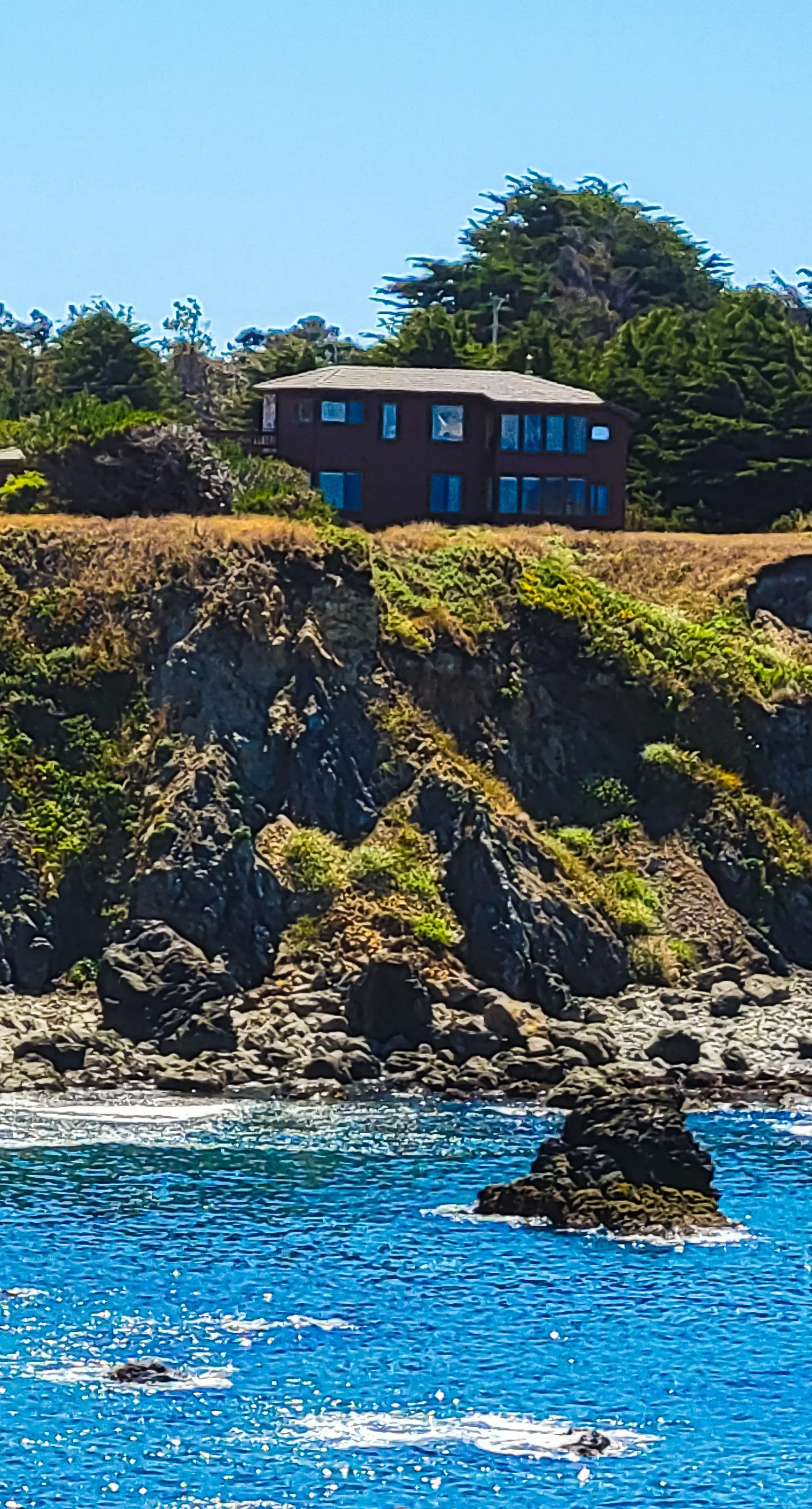 Oceanfront Retreat Close to Activities & the Beach