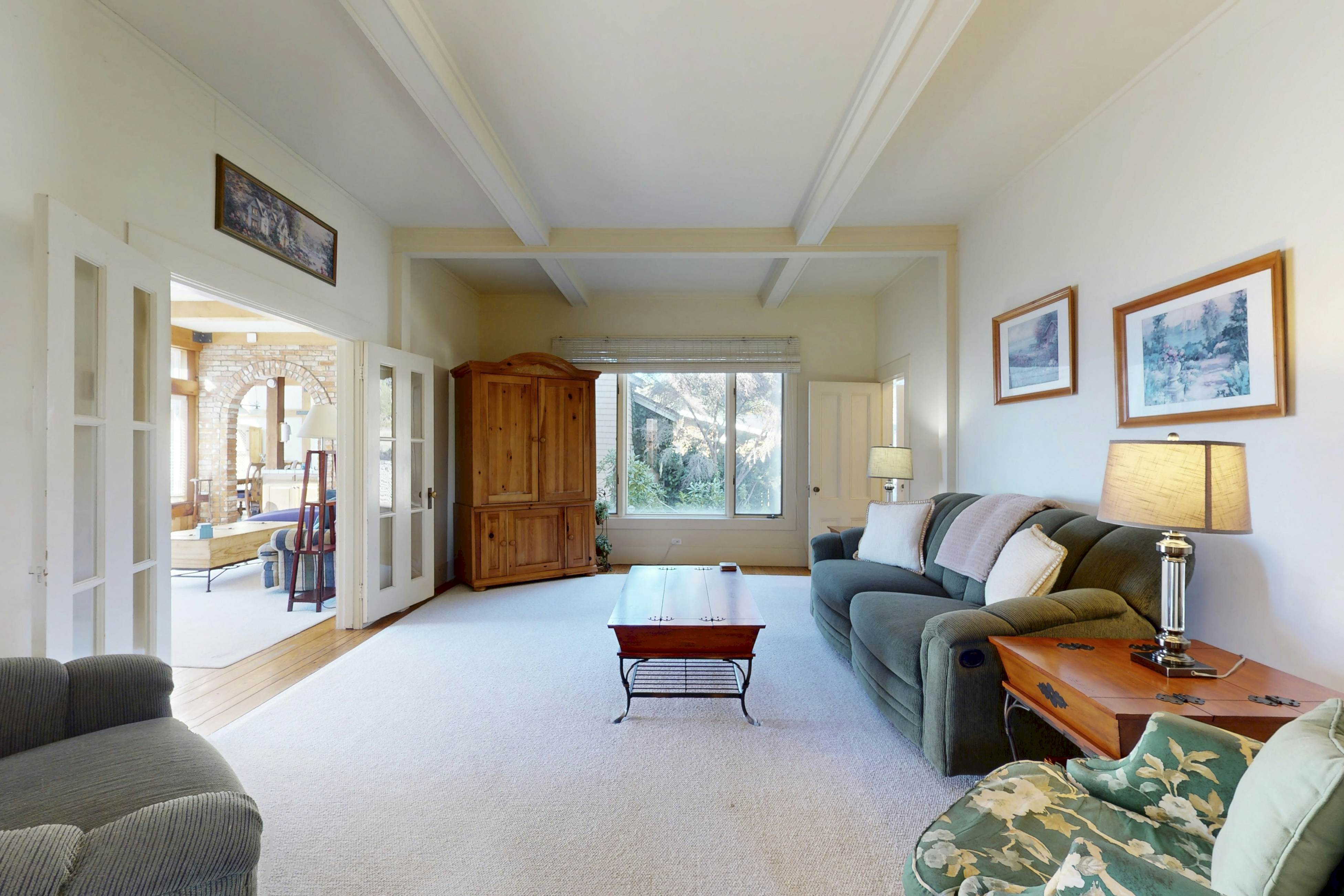 Oceanfront home: Hot Tub, Views & Entertainment