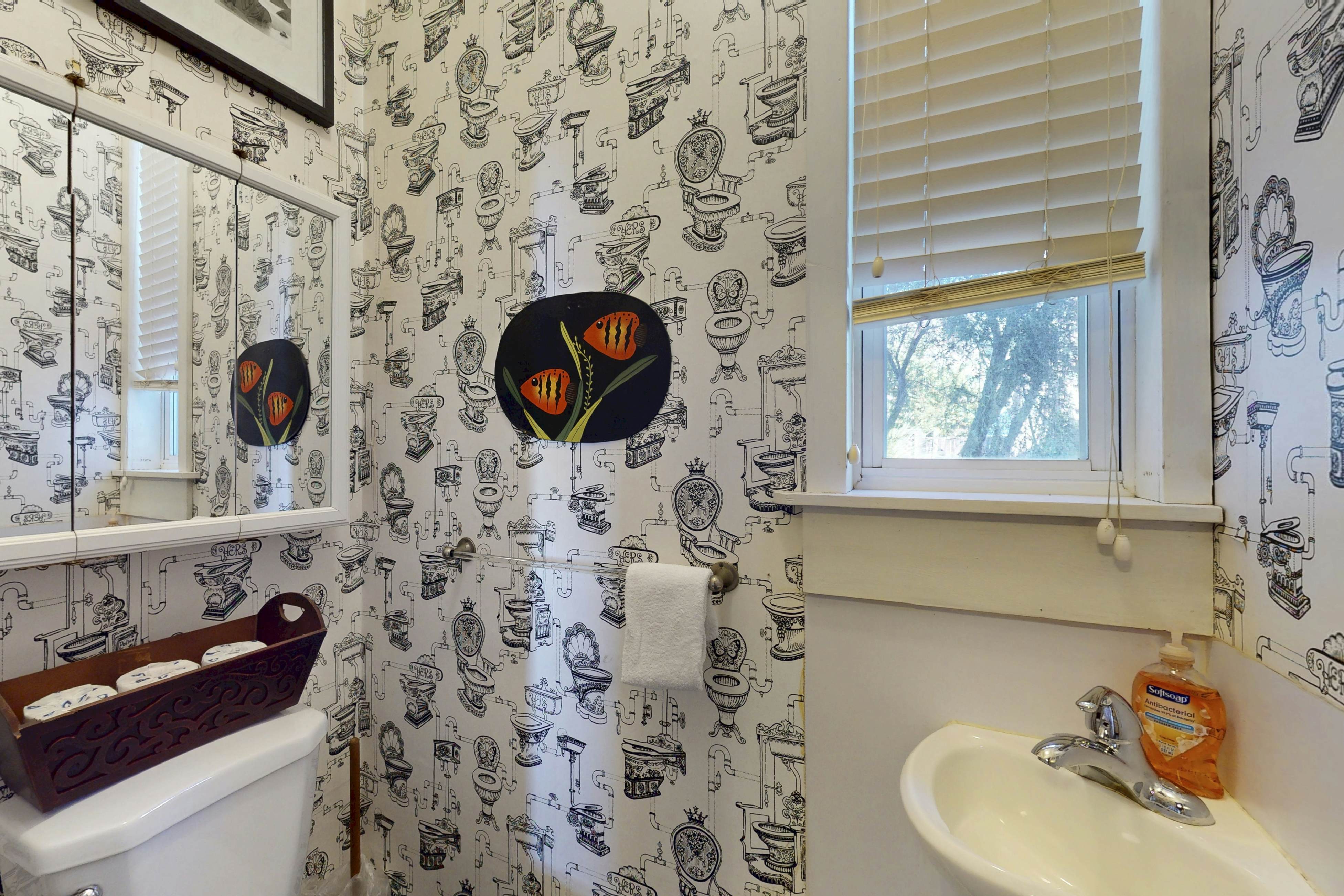 Oceanfront home: Hot Tub, Views & Entertainment