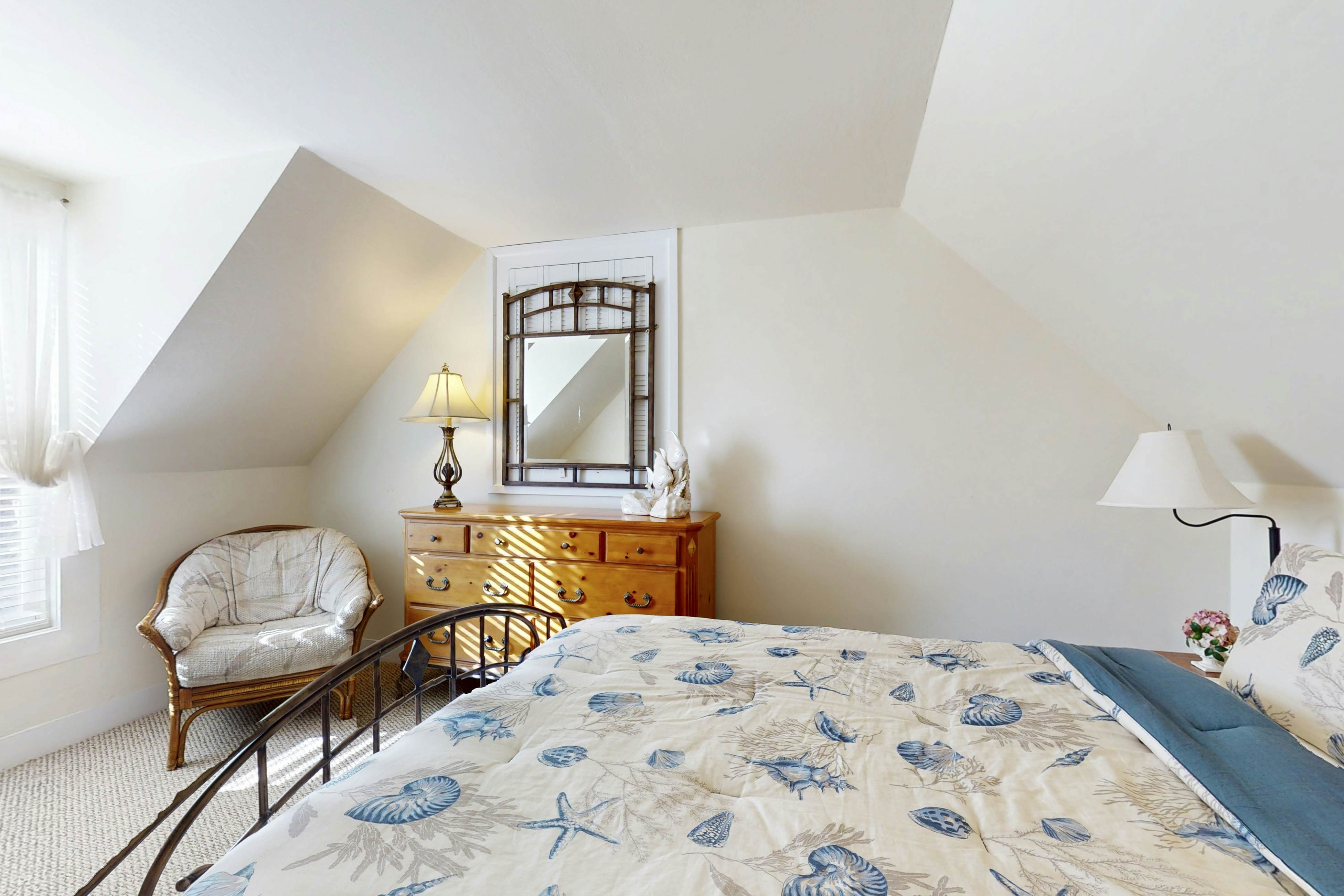 Oceanfront home: Hot Tub, Views & Entertainment