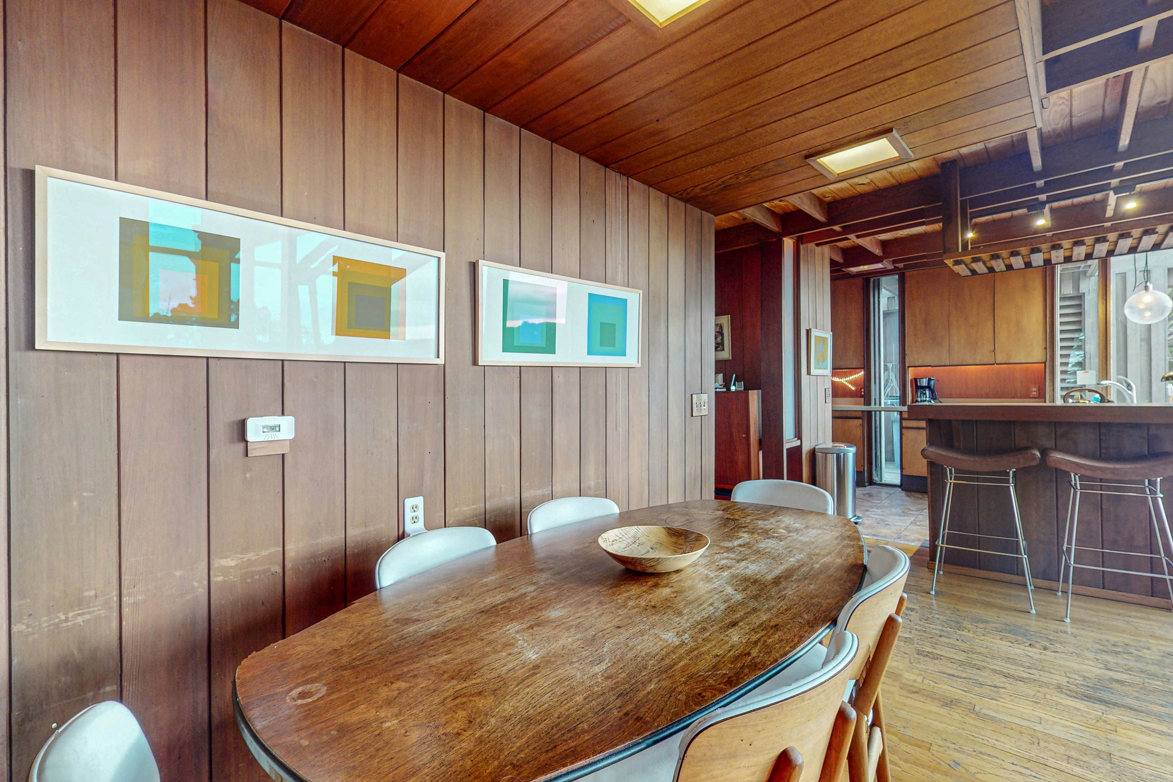 Oceanfront Elk House: Bluff View, Deck, Near beach