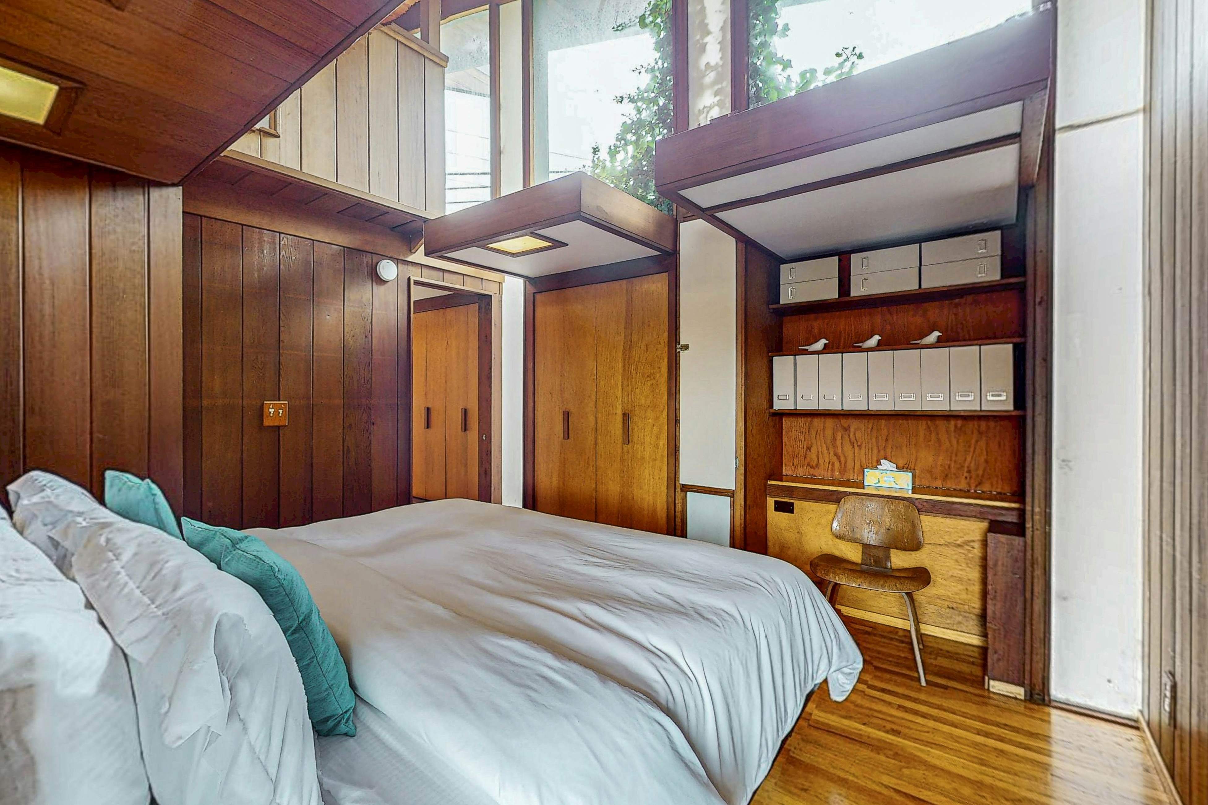 Oceanfront Elk House: Bluff View, Deck, Near beach