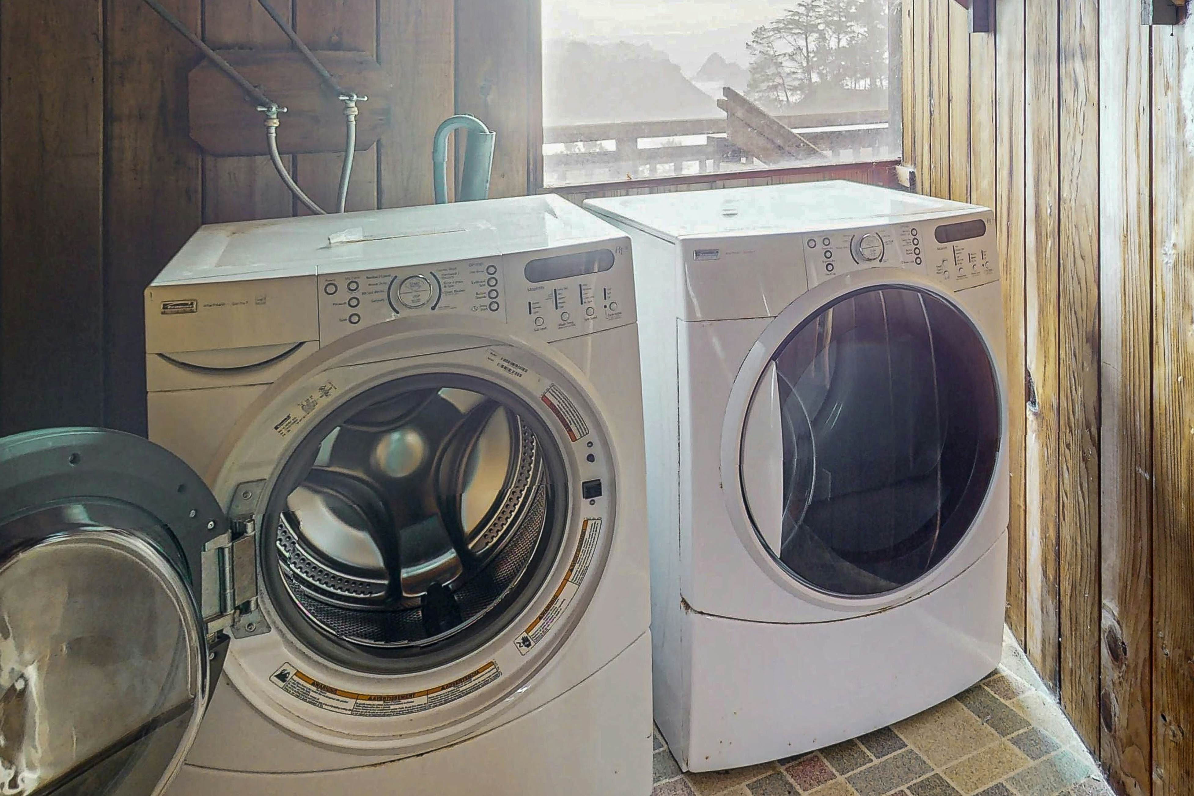 Oceanfront Elk House: Bluff View, Deck, Near beach