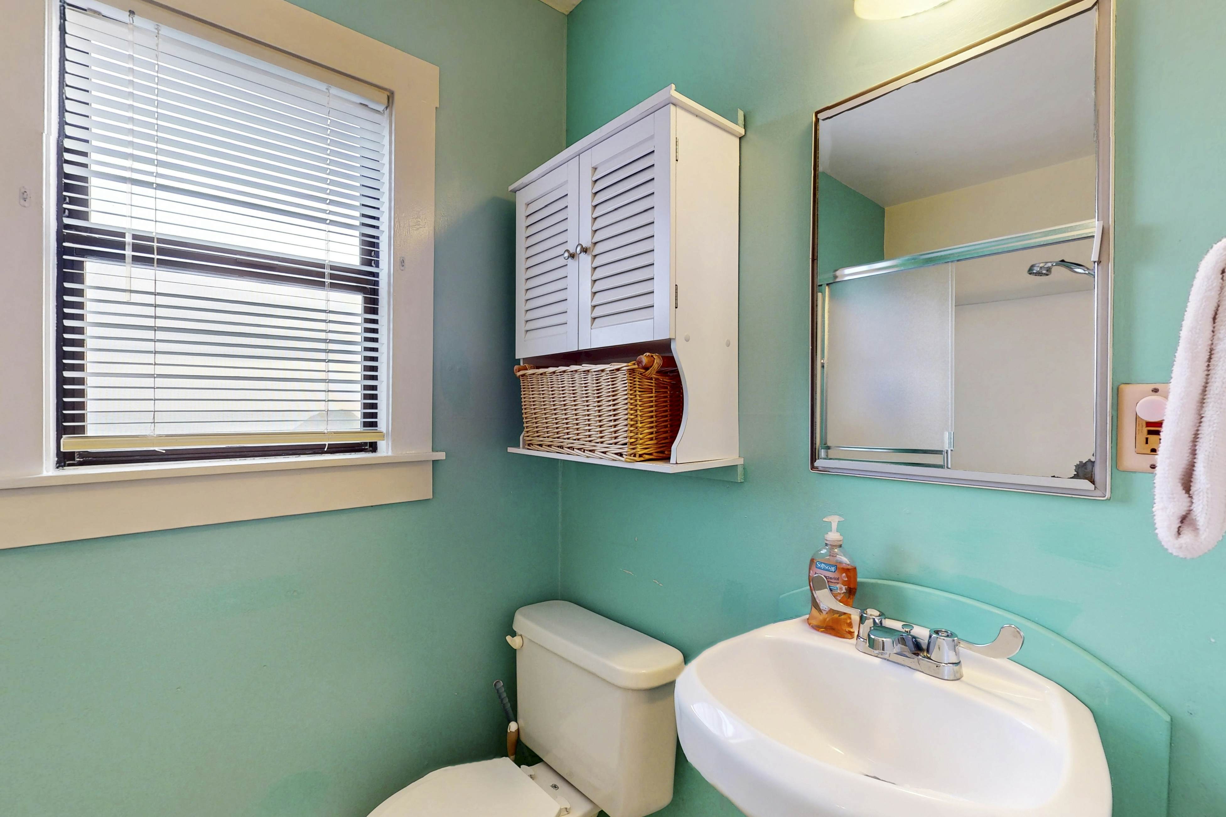 Waterfront Elk Home: Beach, Kitchen & Pet-Friendly