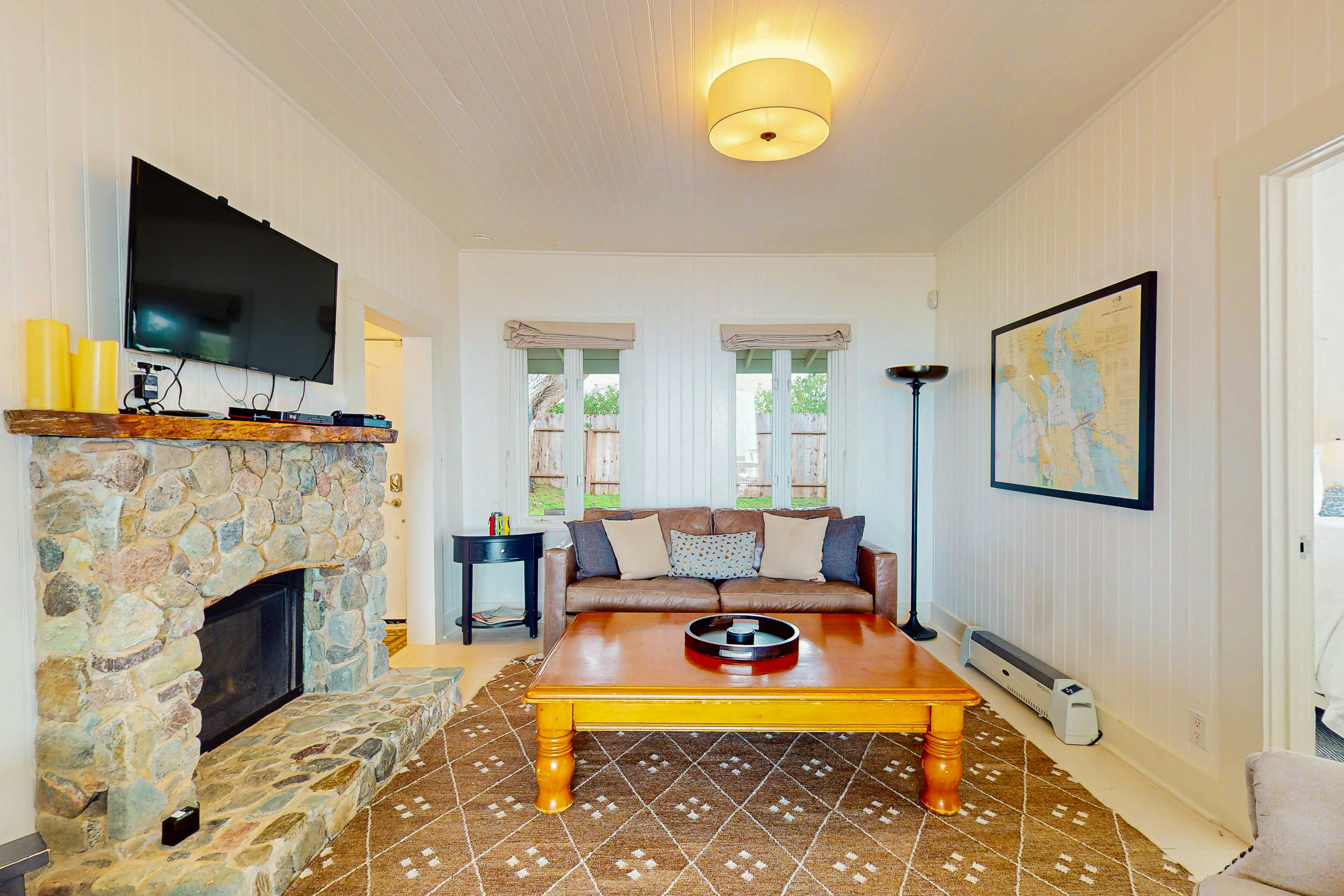 Oceanfront Elk Cottage: Deck, Views & 7.5 Acres