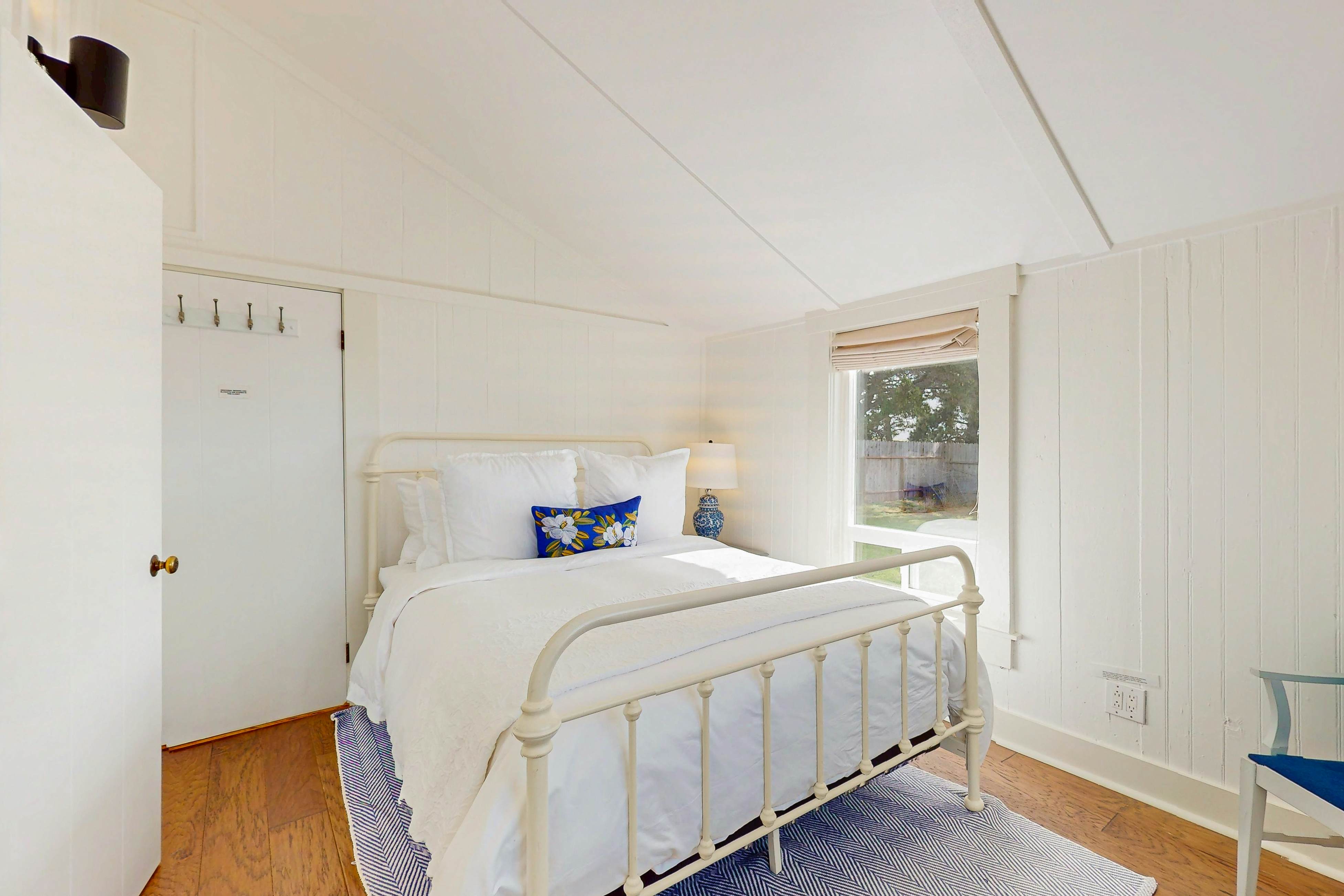 Oceanfront Elk Cottage: Deck, Views & 7.5 Acres