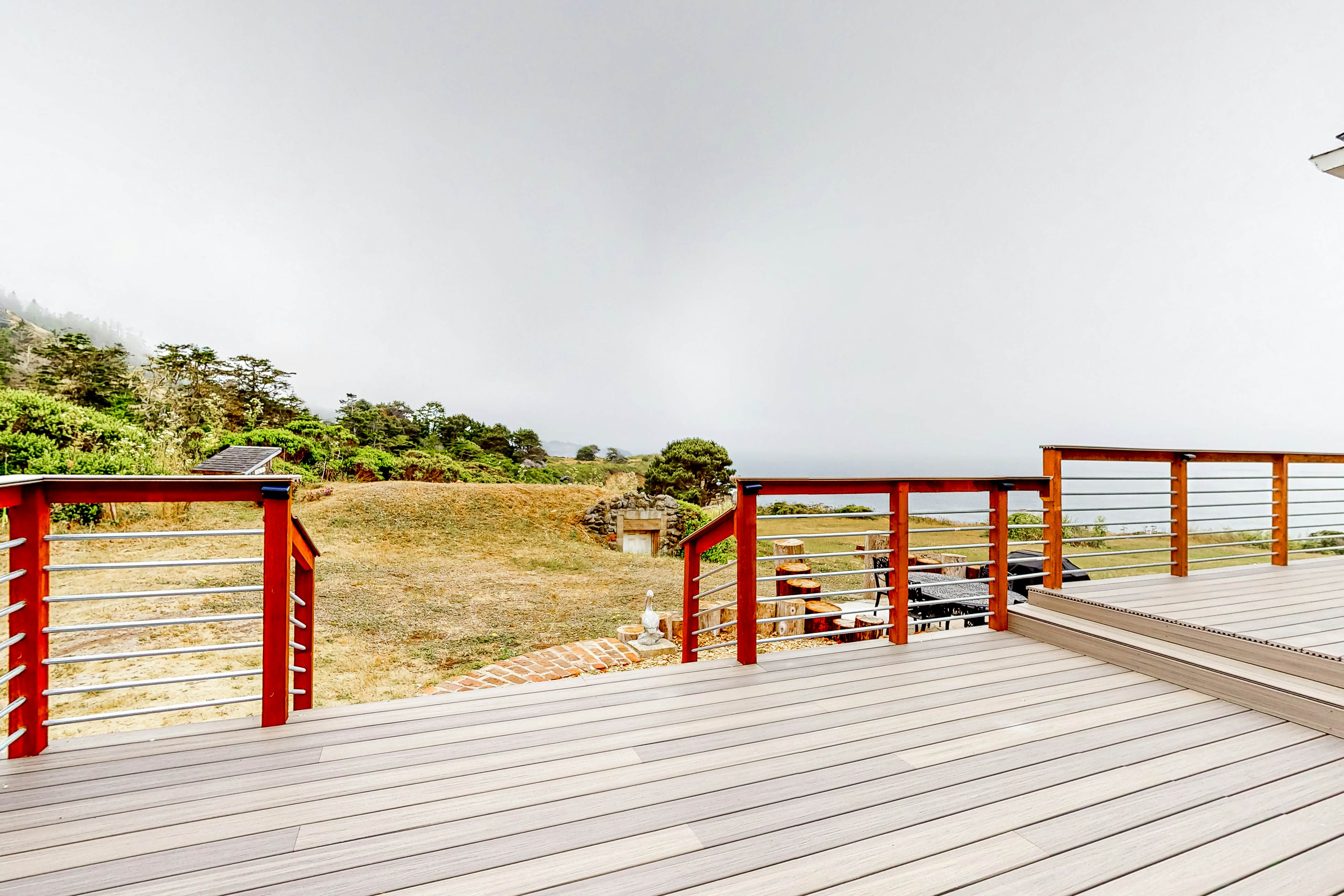 Oceanfront Home in Elk: Panoramic Views & Firepit