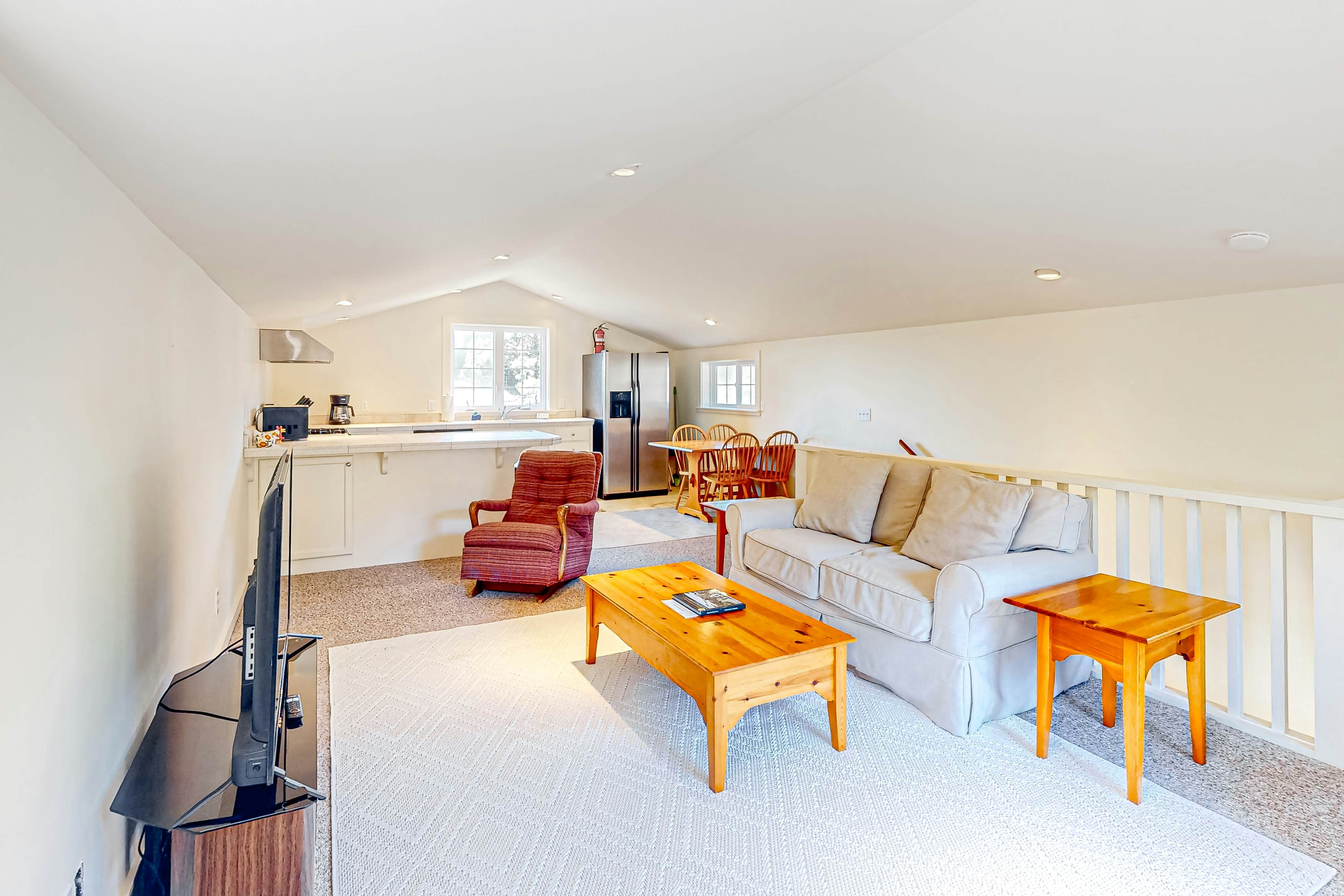 Mendocino Family Home: Near Beach & Hot Tub