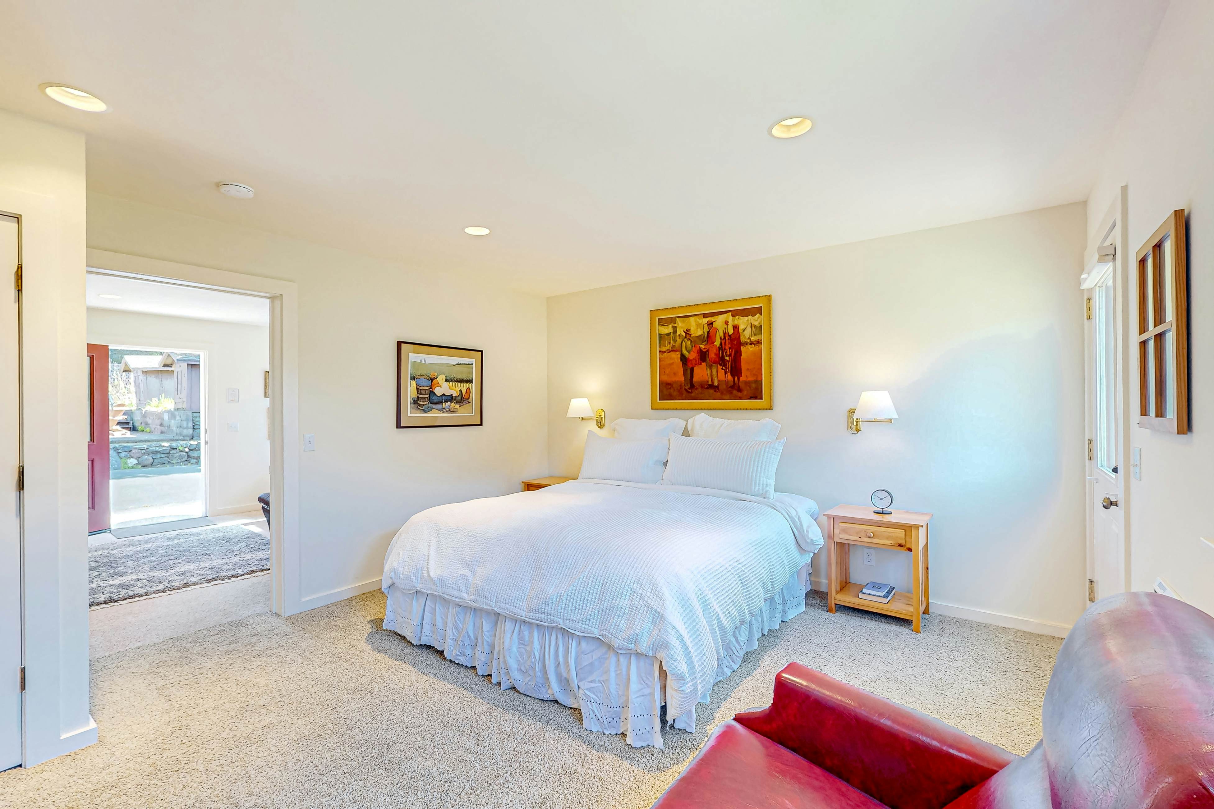 Mendocino Family Home: Near Beach & Hot Tub