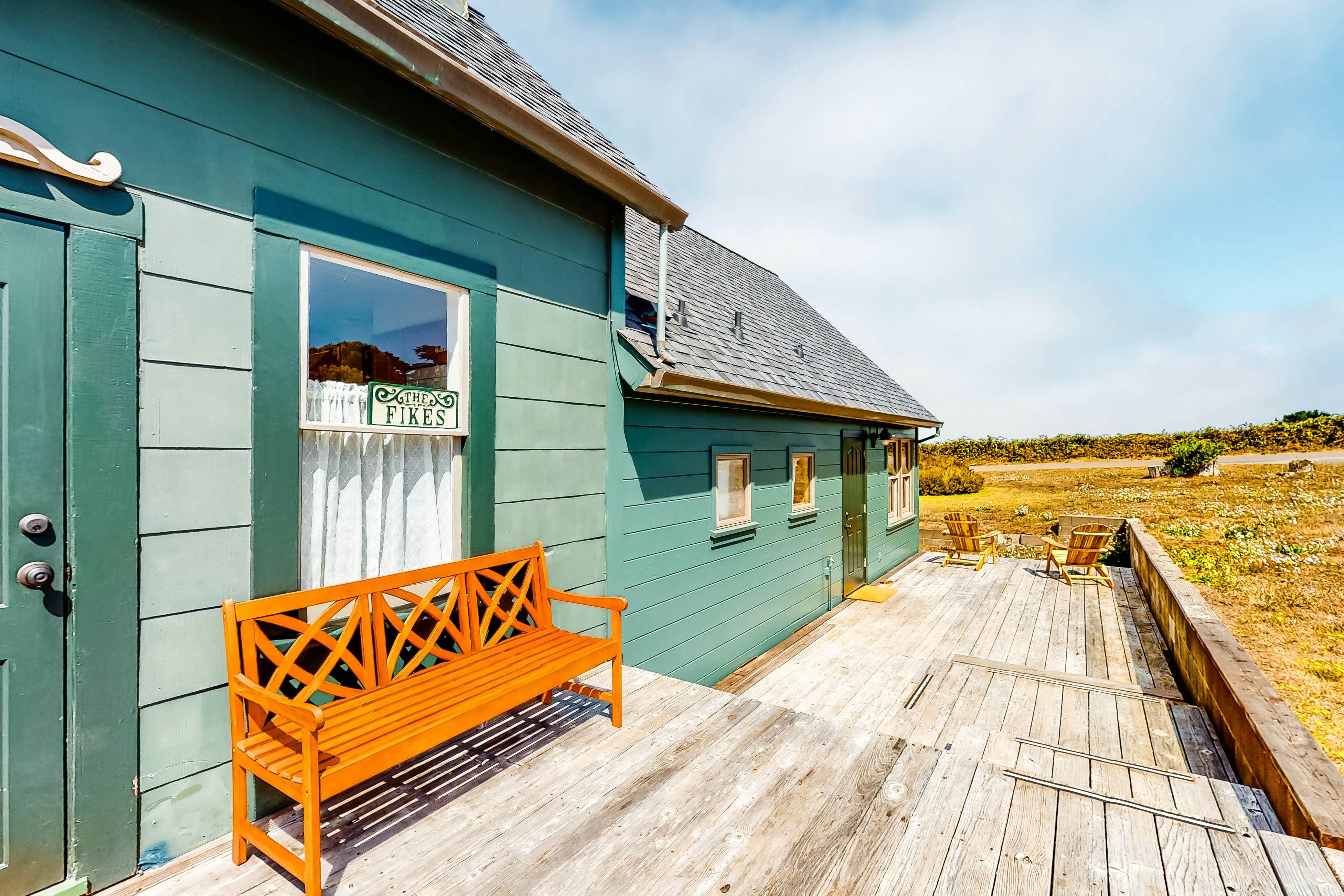 Stunning Mendocino Home & Cottage: Sauna, Sea View