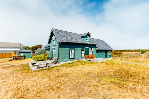 Stunning Mendocino Home & Cottage -Sauna, Sea View
