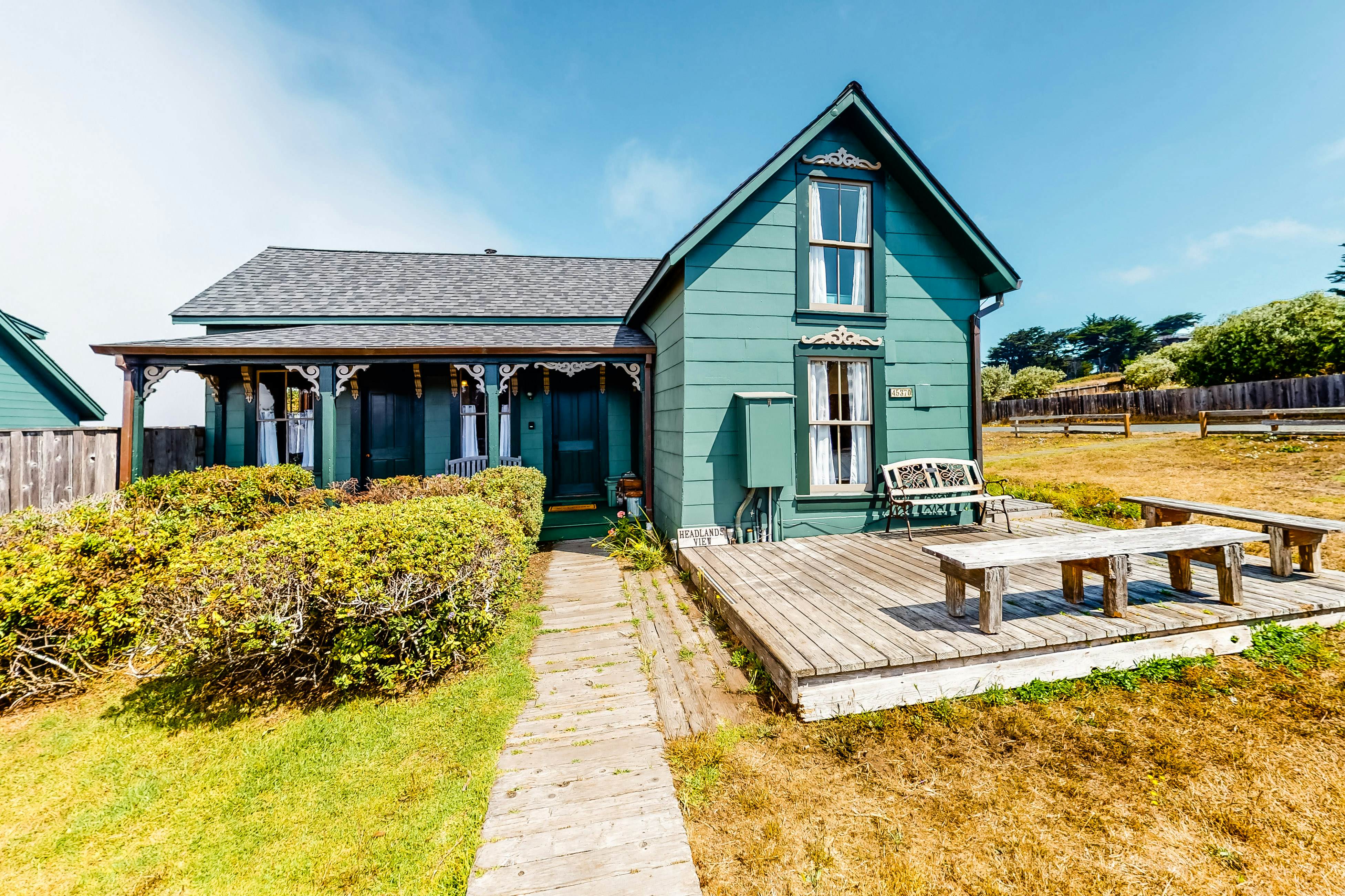 Stunning Mendocino Home & Cottage: Sauna, Sea View