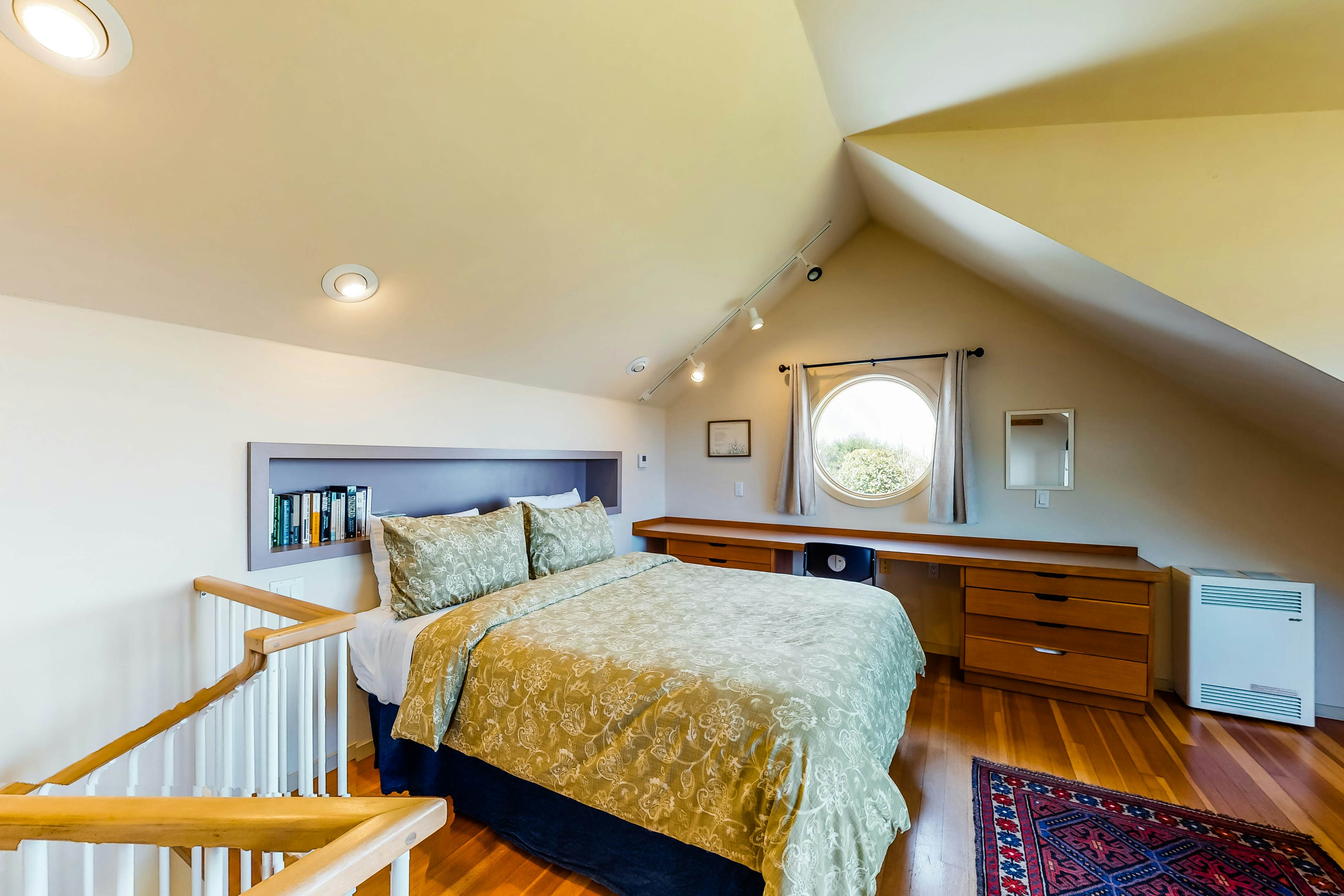 Stunning Mendocino Home & Cottage: Sauna, Sea View