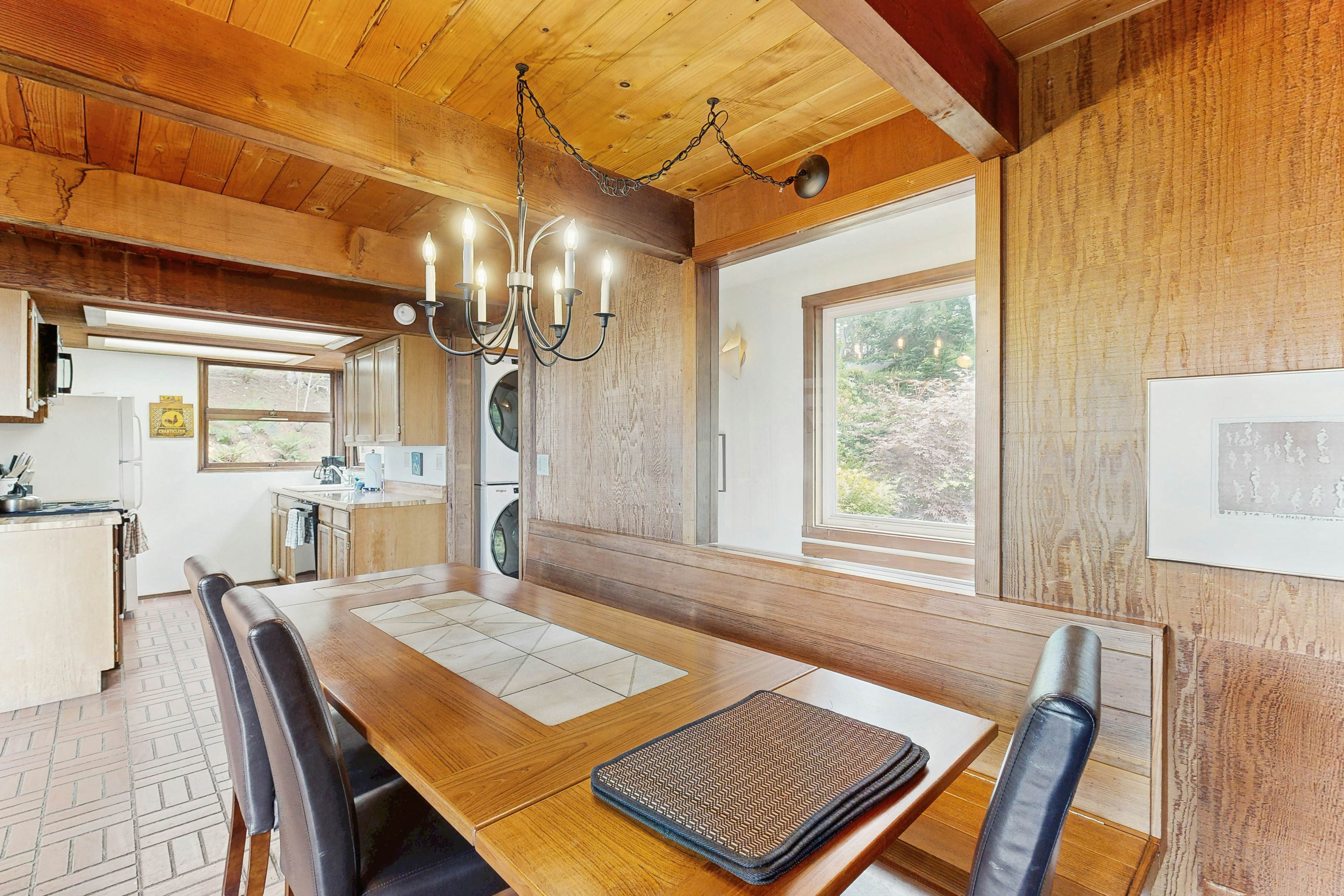 Coastal Home in Mendocino: WiFi, Fireplace & Pets