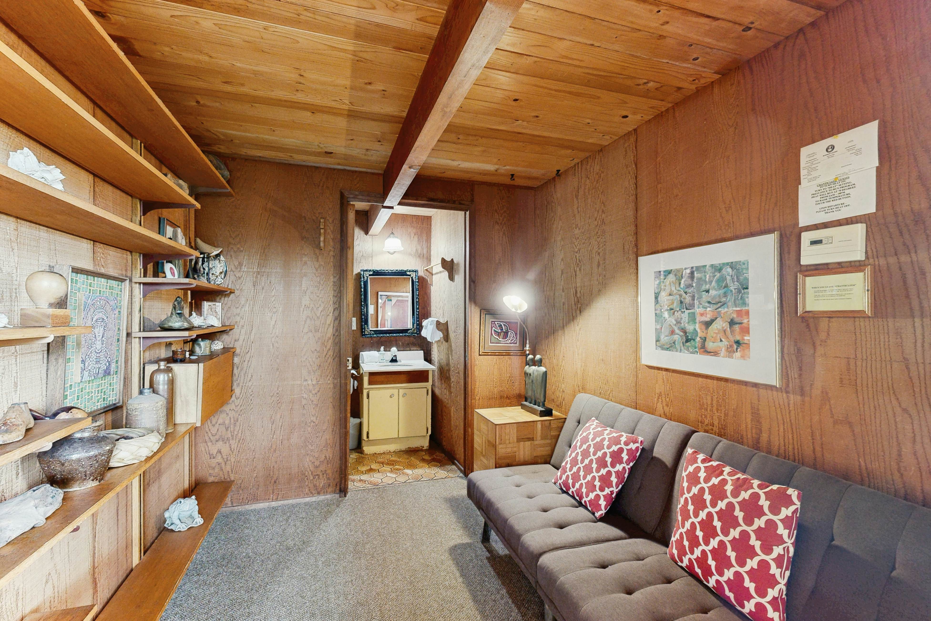 Coastal Home in Mendocino: WiFi, Fireplace & Pets