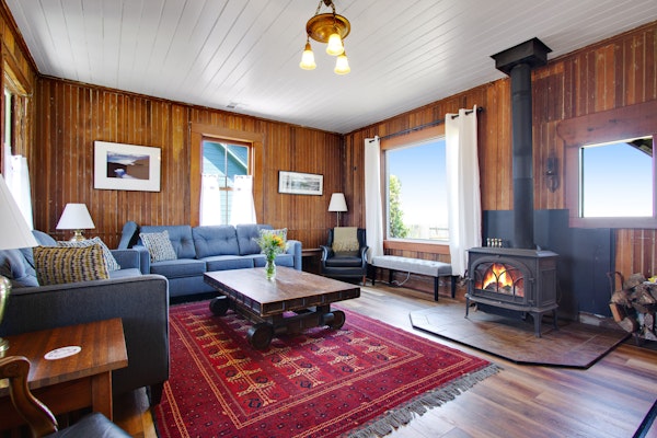 Spectacular Mendocino Home- Sea View, Sauna, Lofts