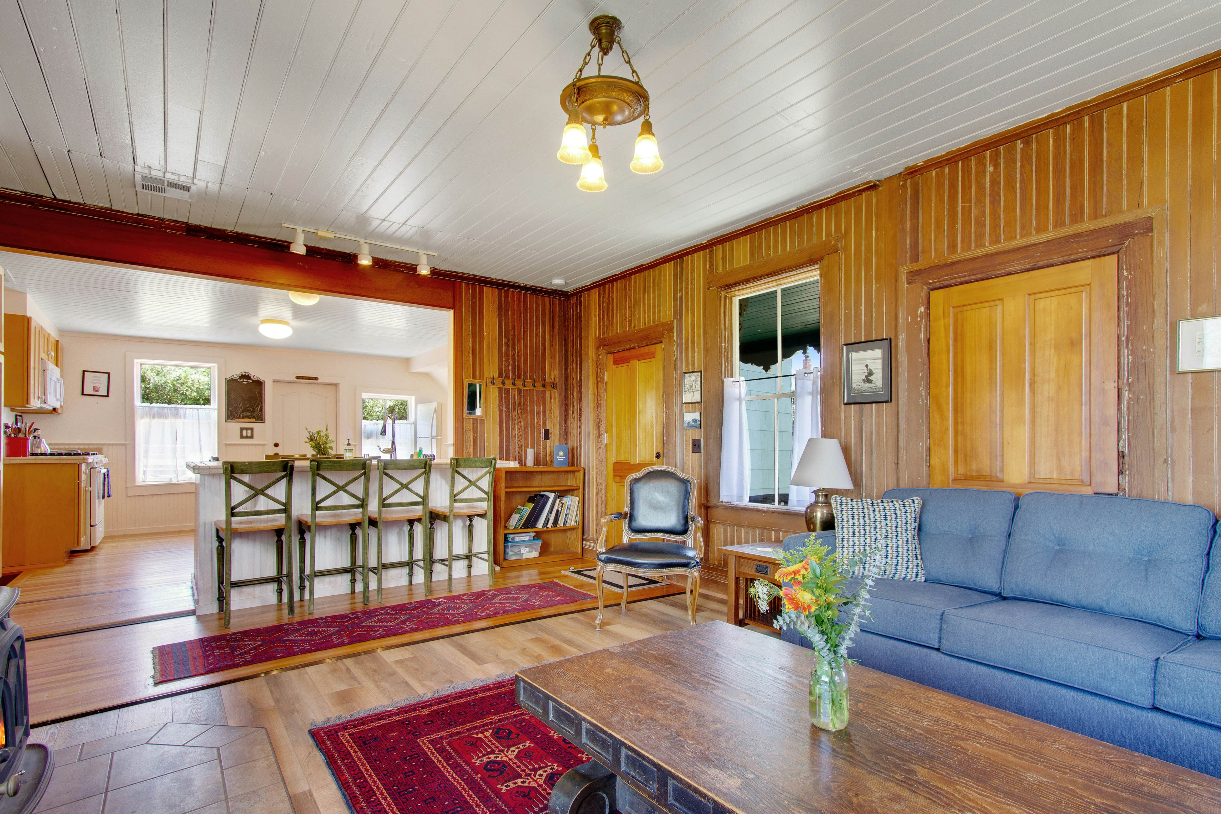 Spectacular Mendocino Home: Sea View, Sauna, Lofts