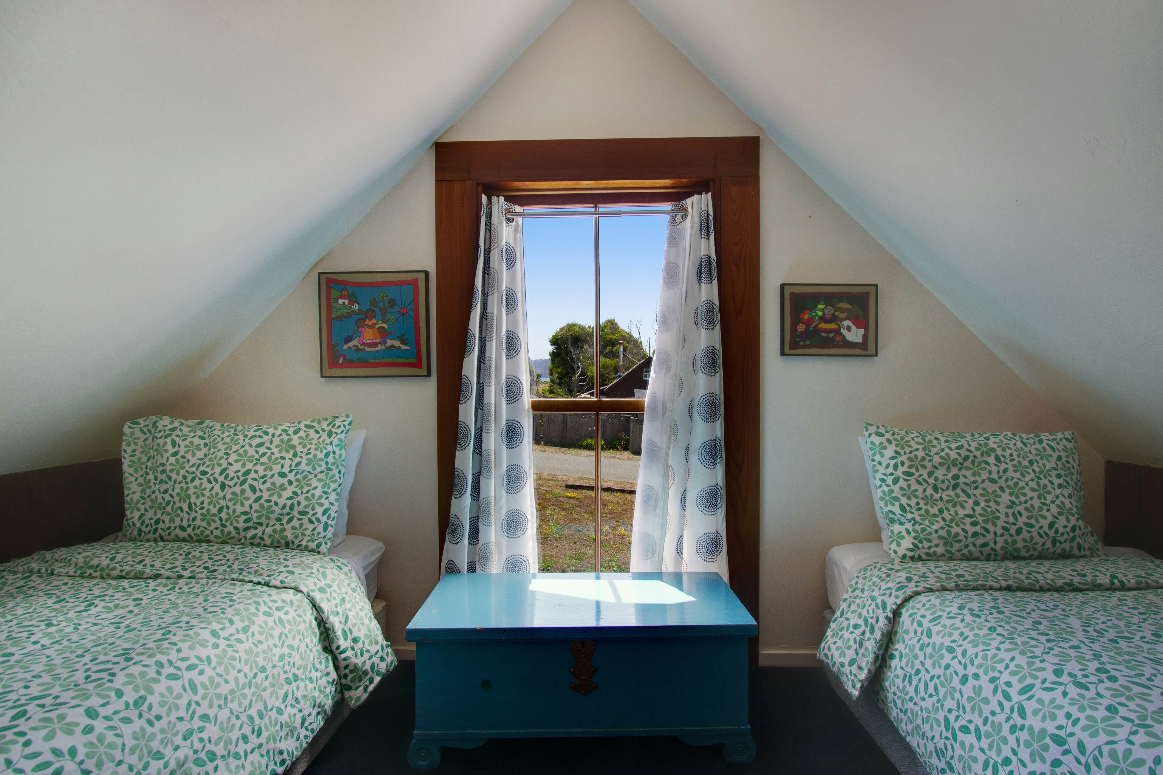 Spectacular Mendocino Home: Sea View, Sauna, Lofts