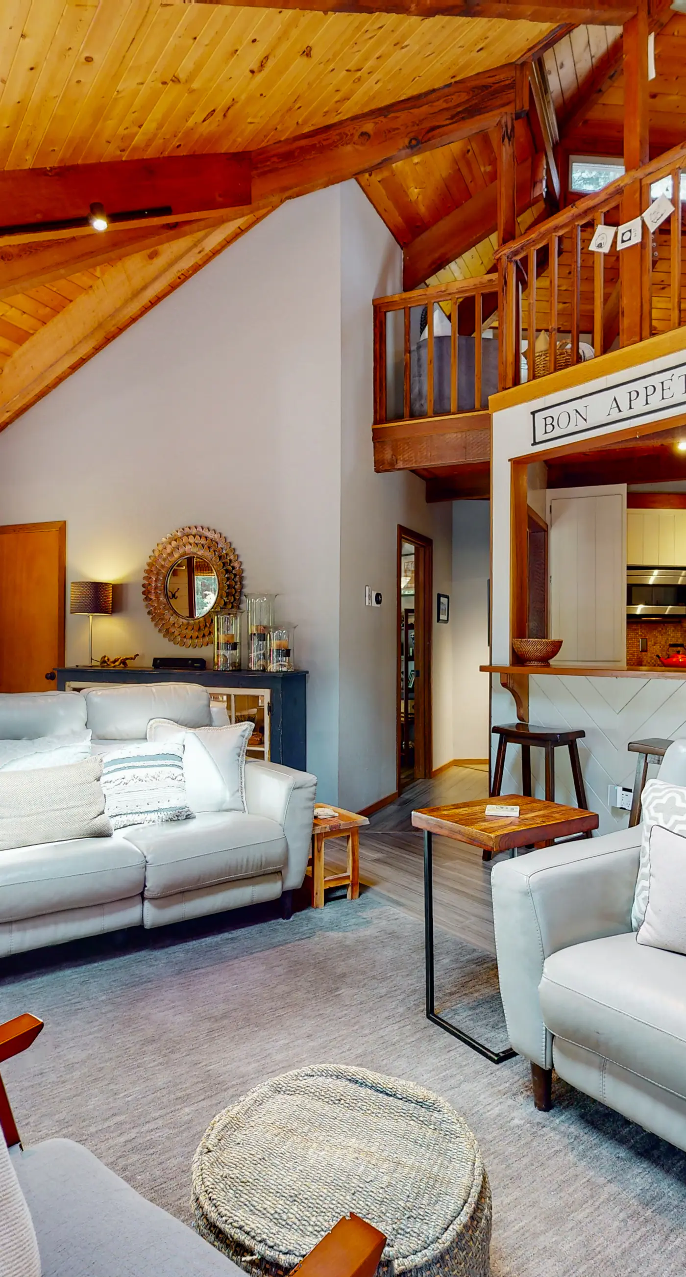 Mendocino Cozy Cabin-Large Patio, Grill & Garden