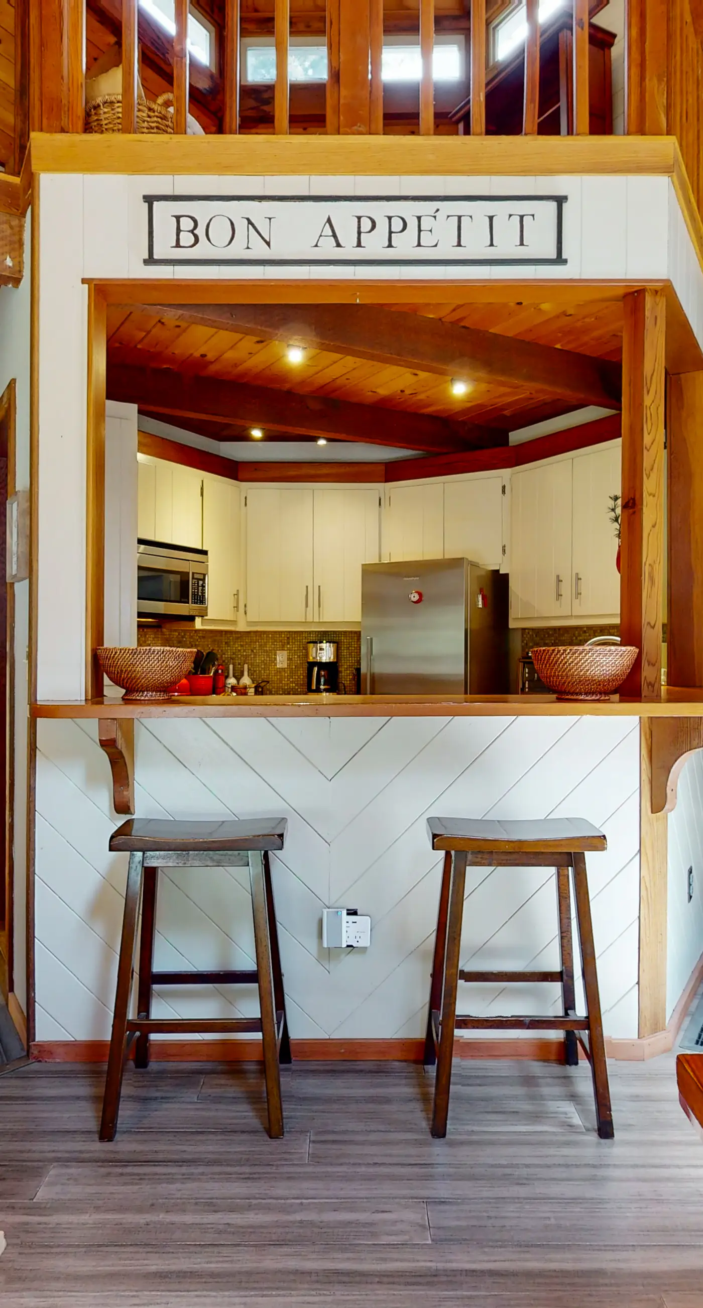 Mendocino Cozy Cabin-Large Patio, Grill & Garden