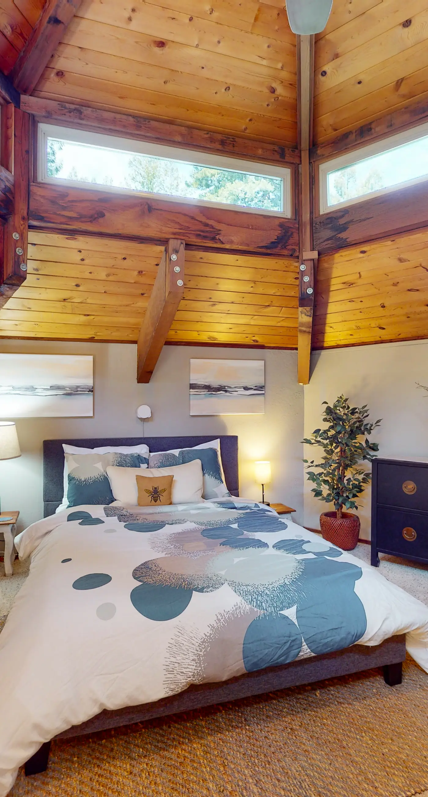 Mendocino Cozy Cabin-Large Patio, Grill & Garden