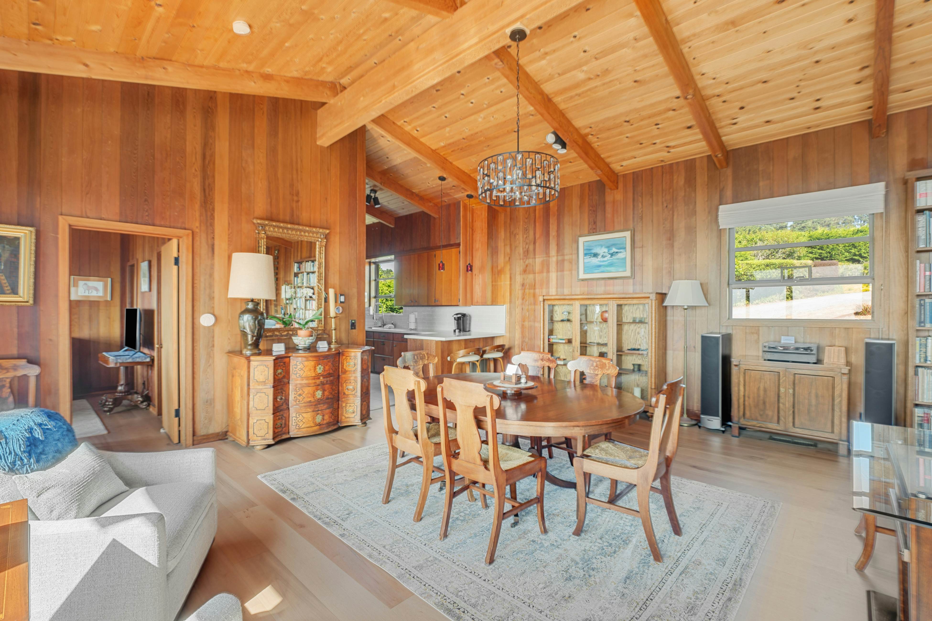 Mendocino Oceanfront: Fireplace, Dog-Friendly Home