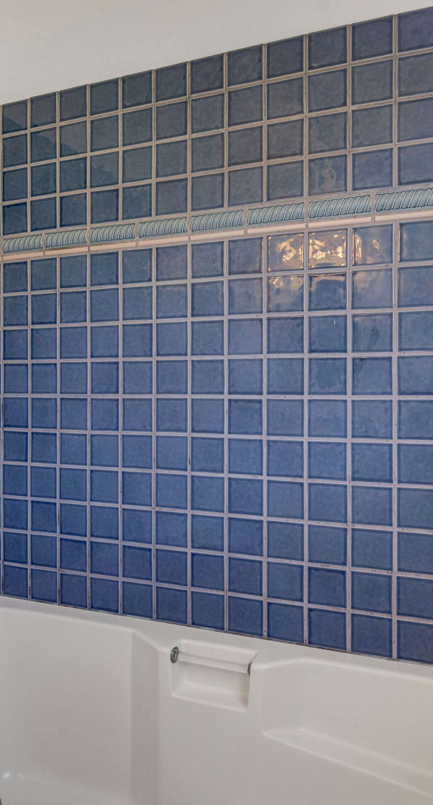 Oceanfront cottage with beach views & deck