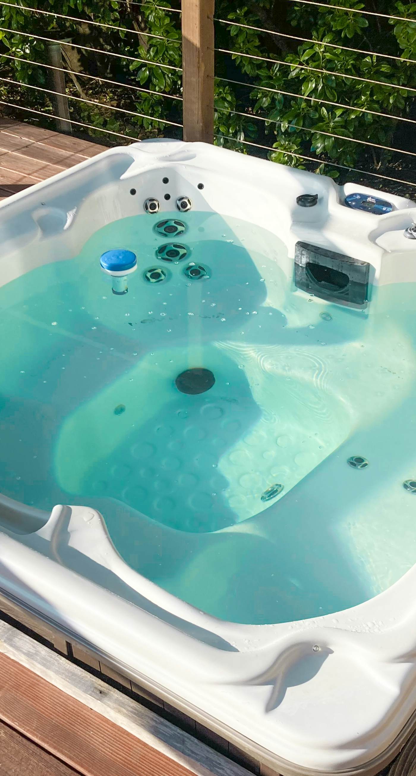 Oceanfront cottage with beach views & deck