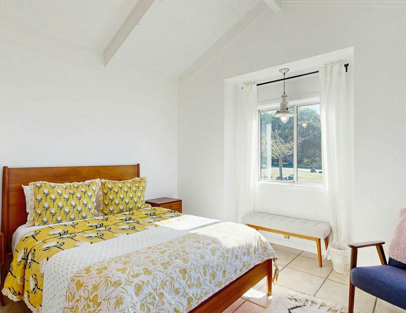 Oceanfront cottage with beach views & deck