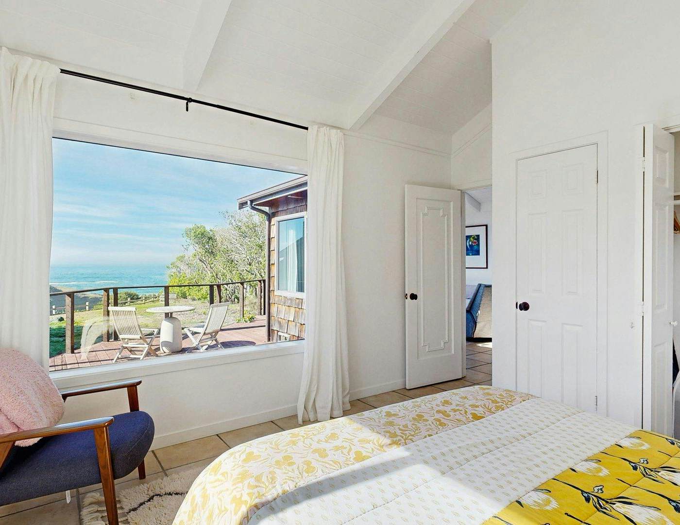 Oceanfront cottage with beach views & deck