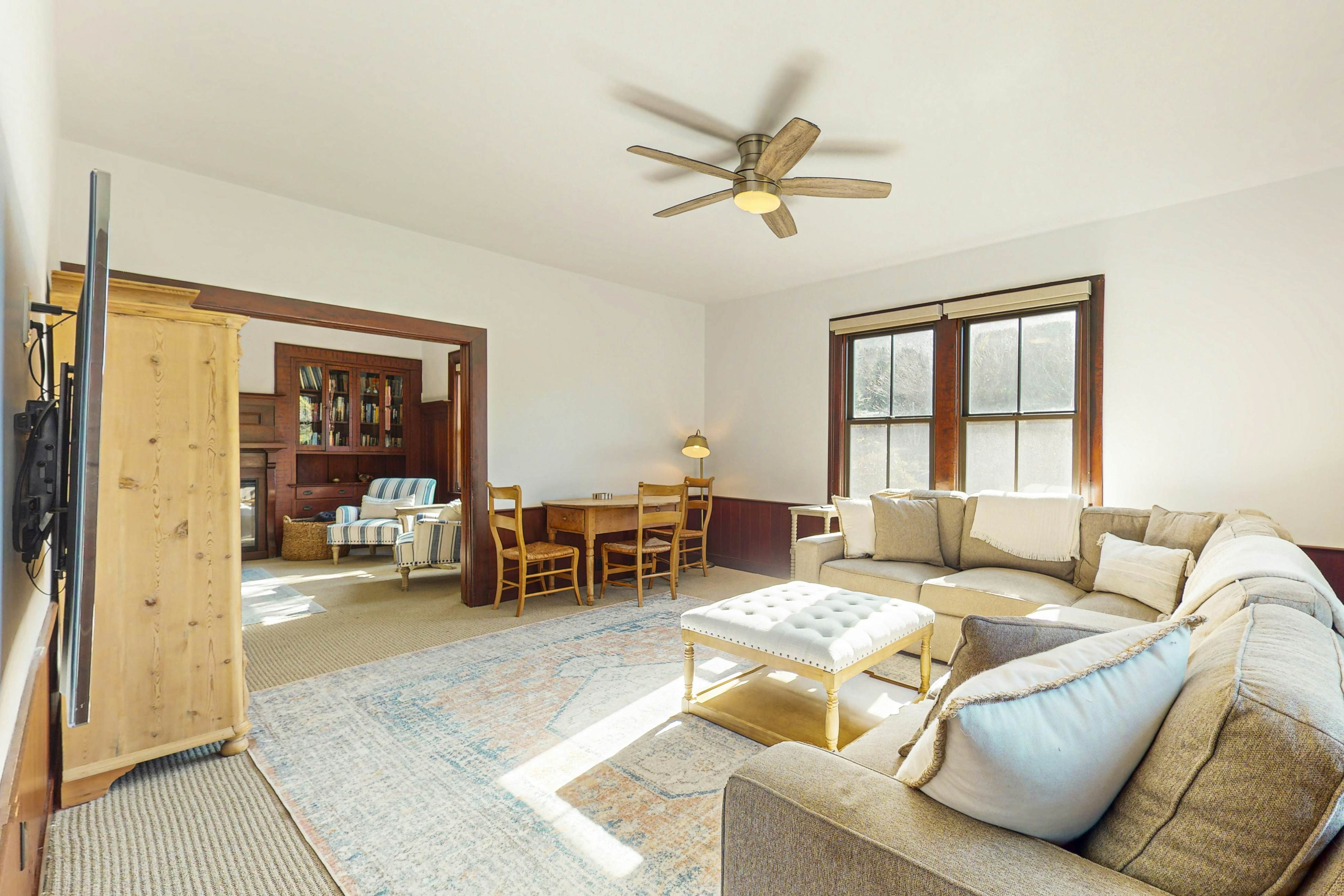 Mendocino Retreat: Hot Tub & 2 Kitchens