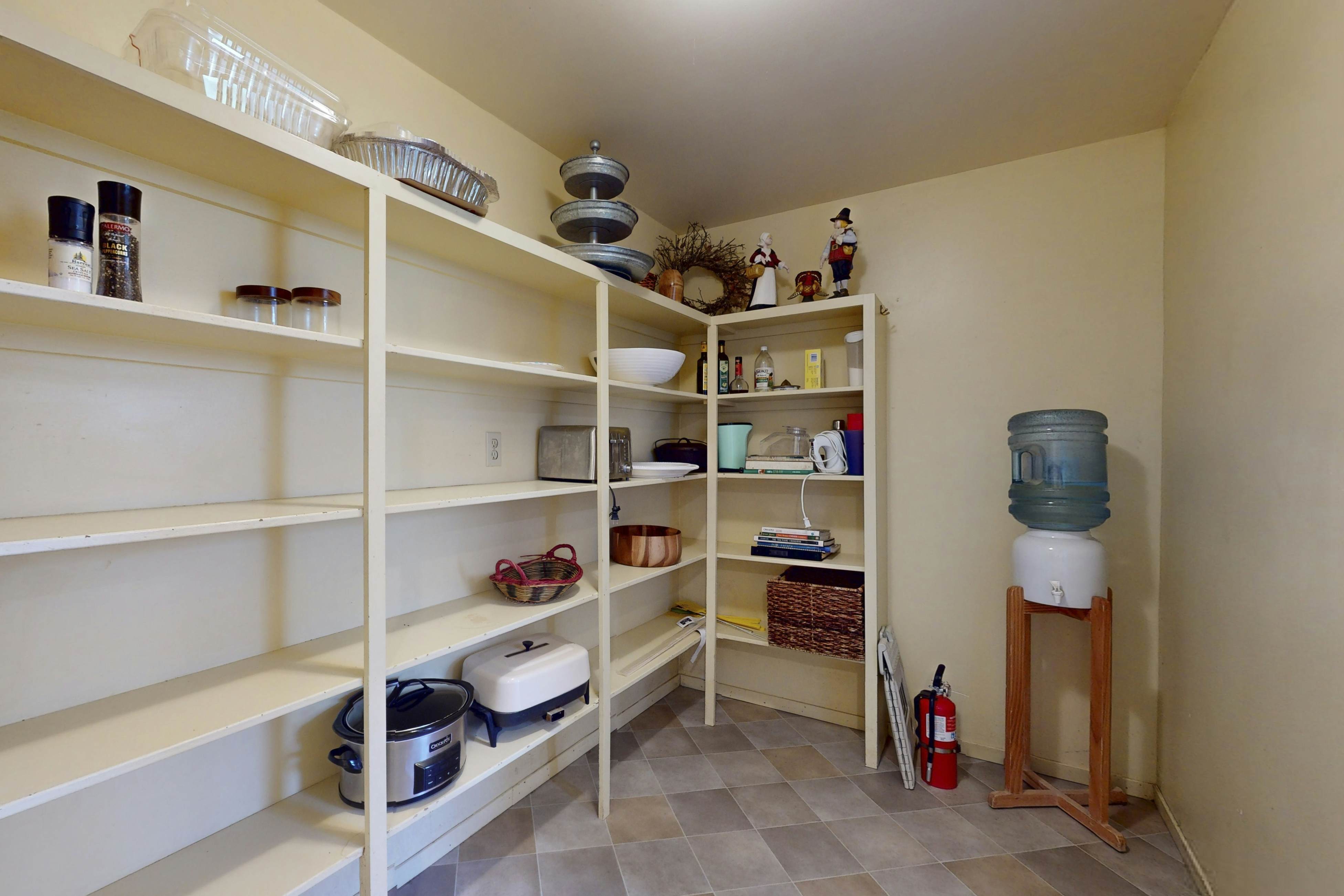 Mendocino Lodge with Hot Tub and Fireplace