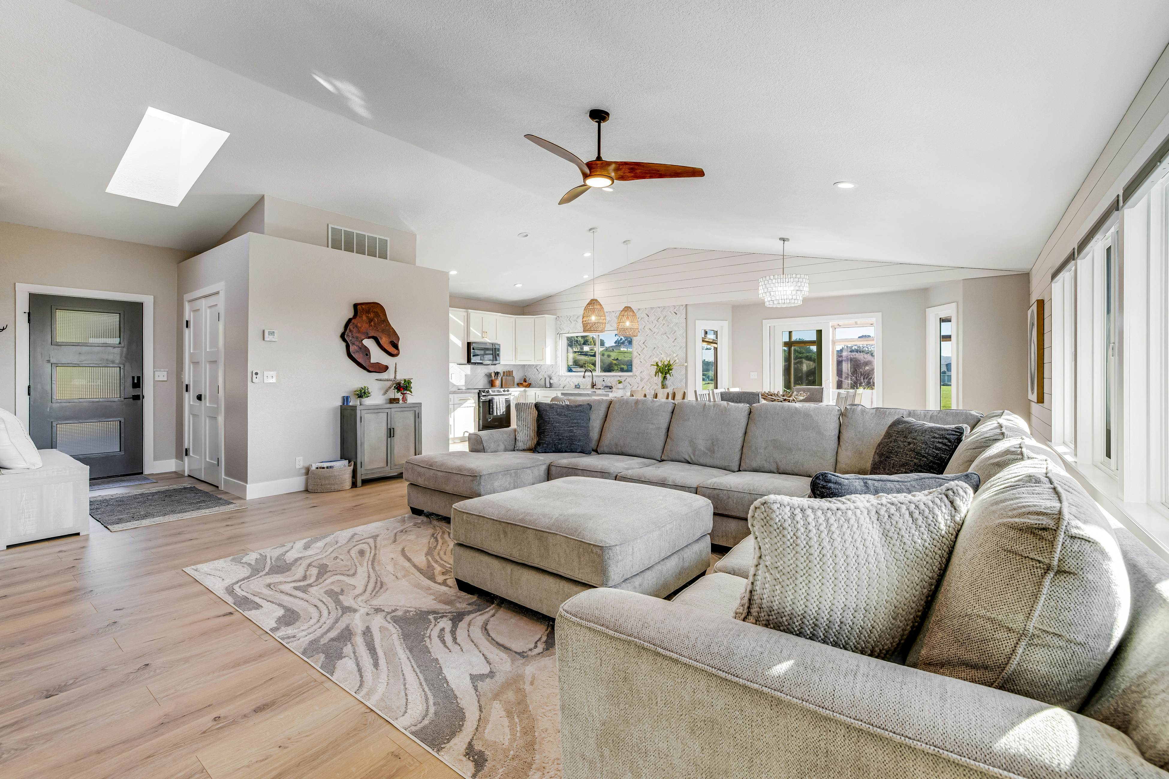 Stylish House with Ocean Views, Hot Tub, Game Room