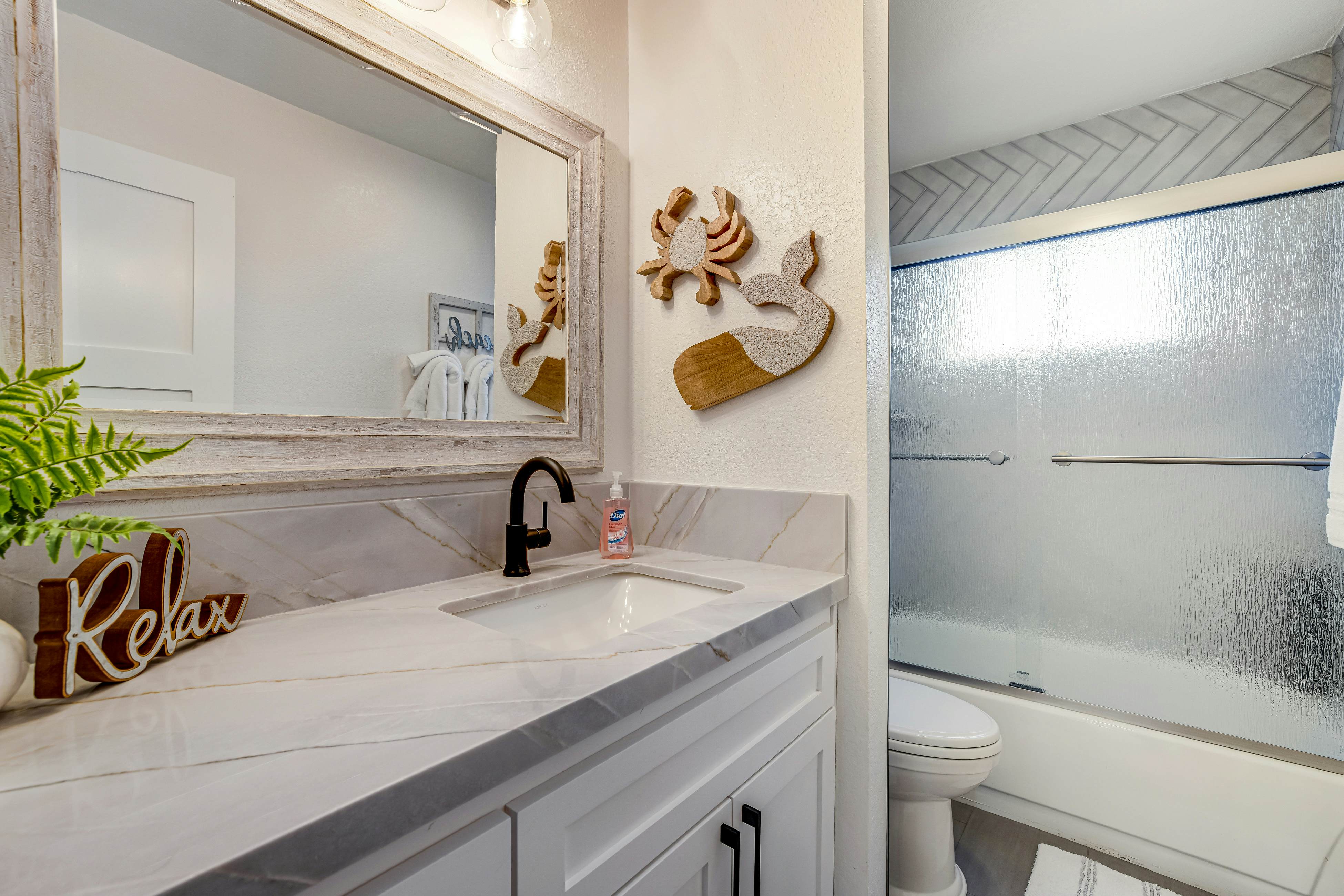 Stylish House with Ocean Views, Hot Tub, Game Room