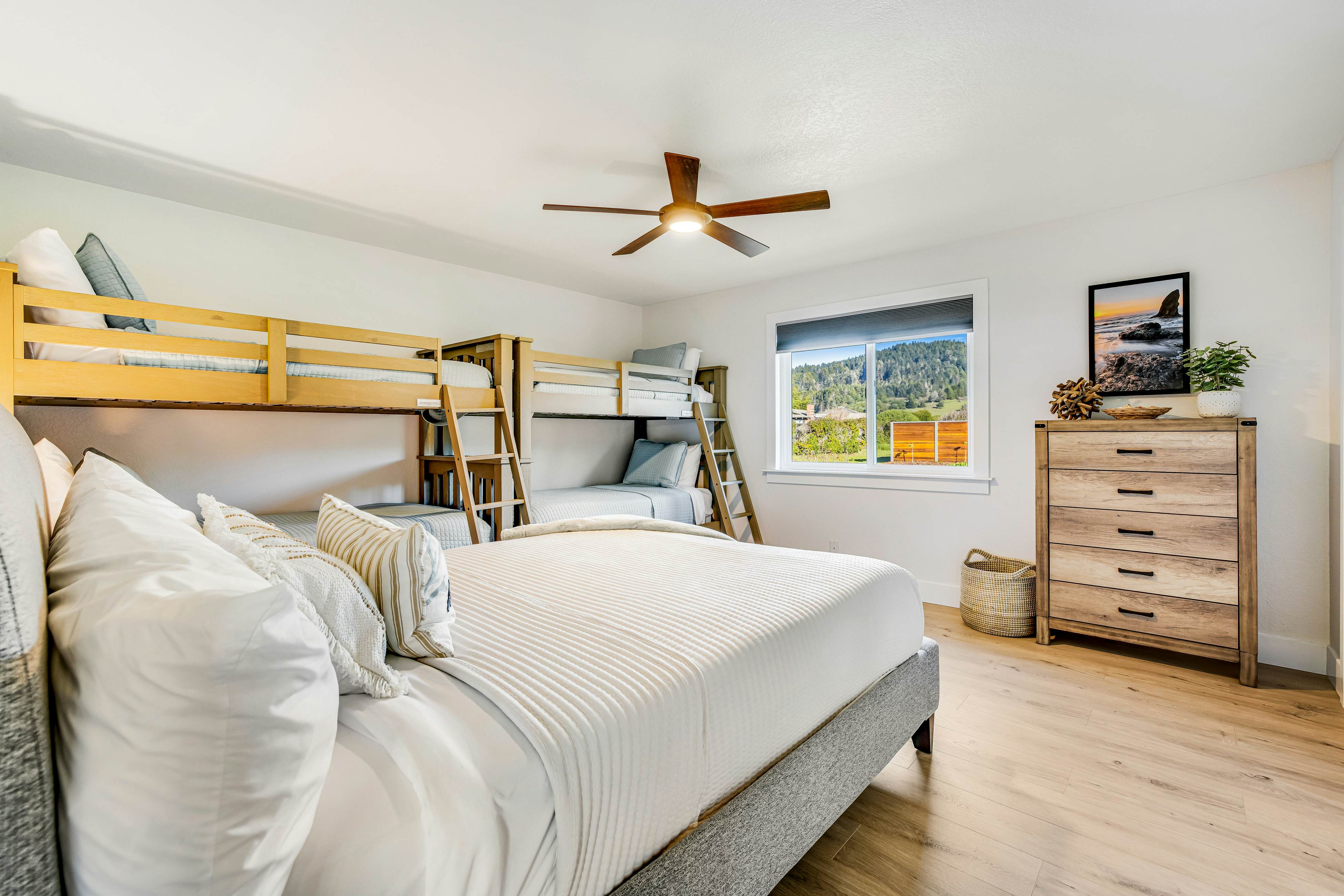 Stylish House with Ocean Views, Hot Tub, Game Room