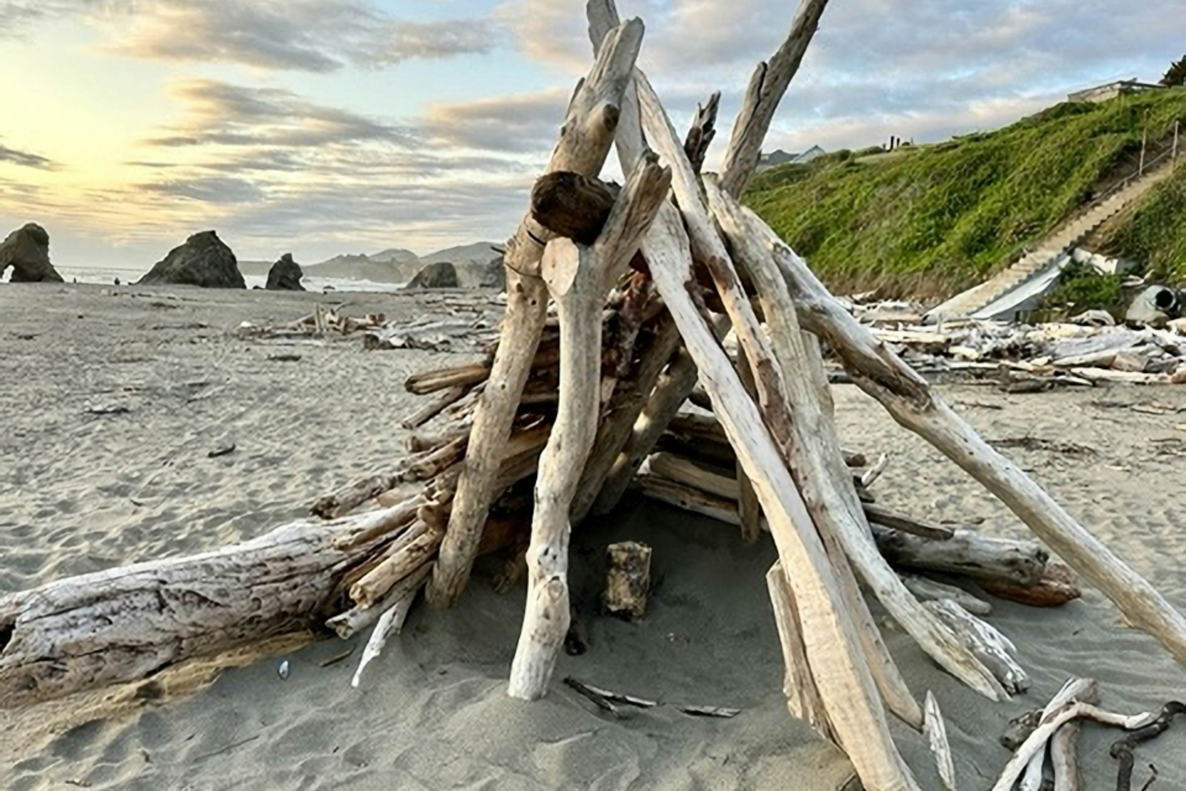 Stylish House with Ocean Views, Hot Tub, Game Room